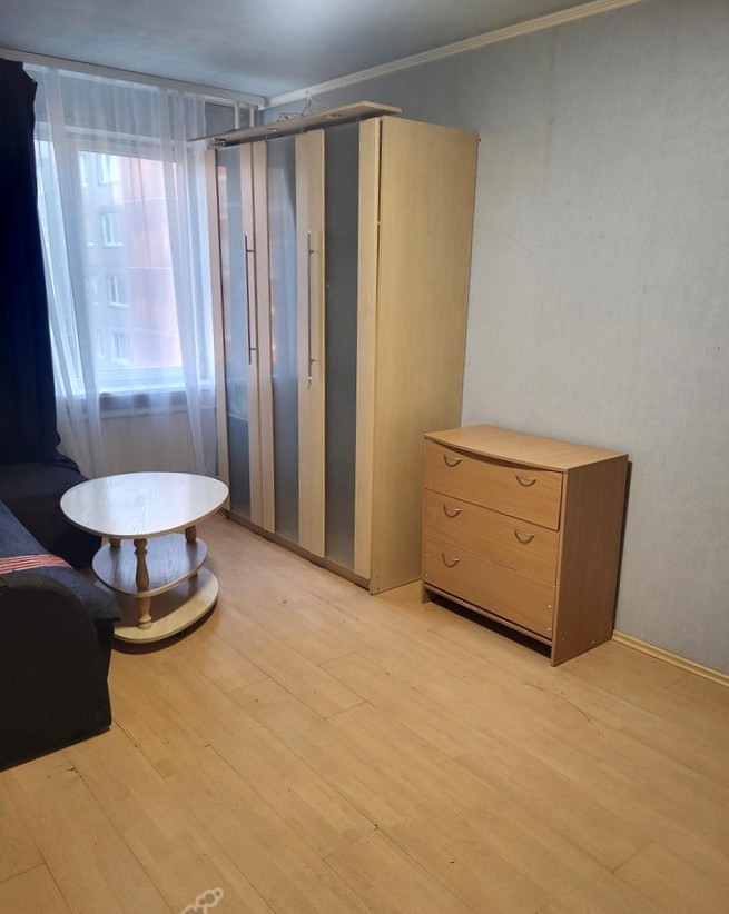 Parduodamas tvarkingas ir erdvus vieno kambario, 33kv.m butas.