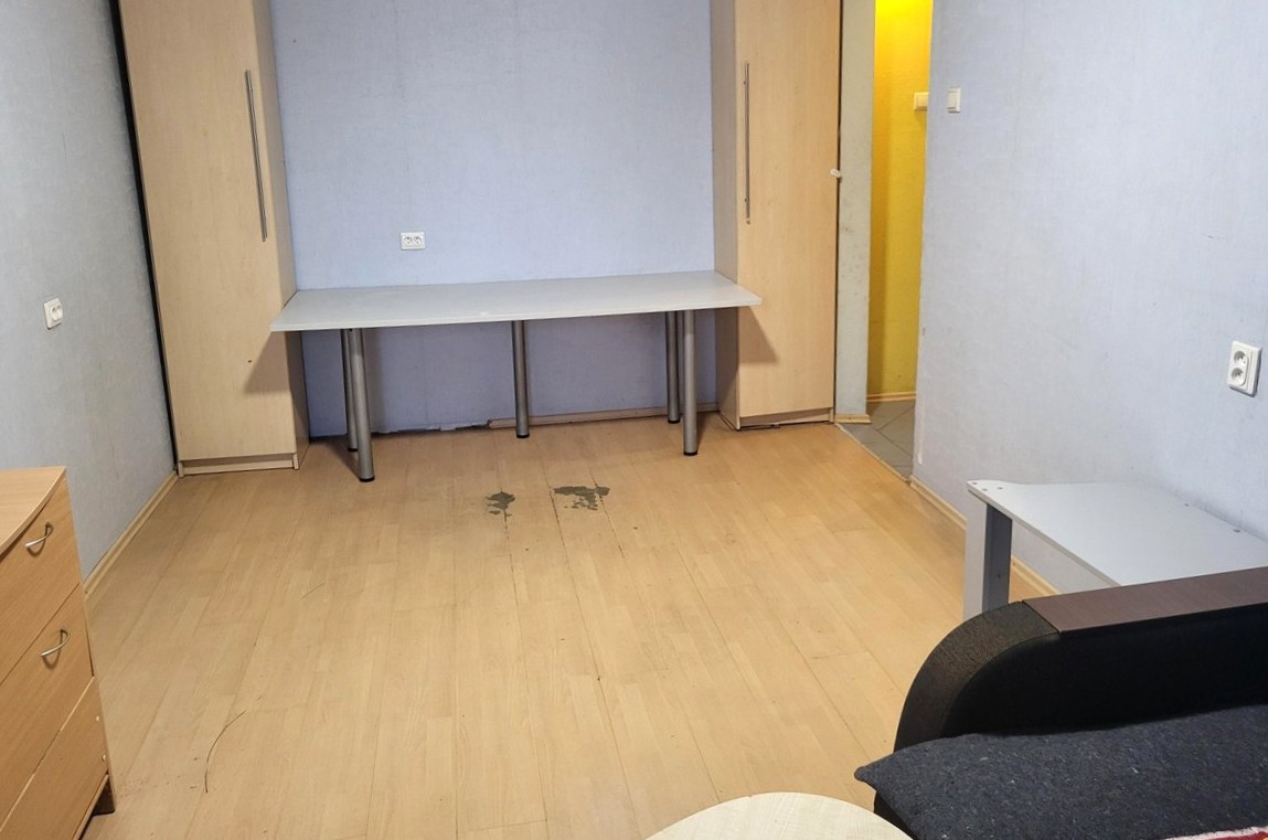 Parduodamas tvarkingas ir erdvus vieno kambario, 33kv.m butas.