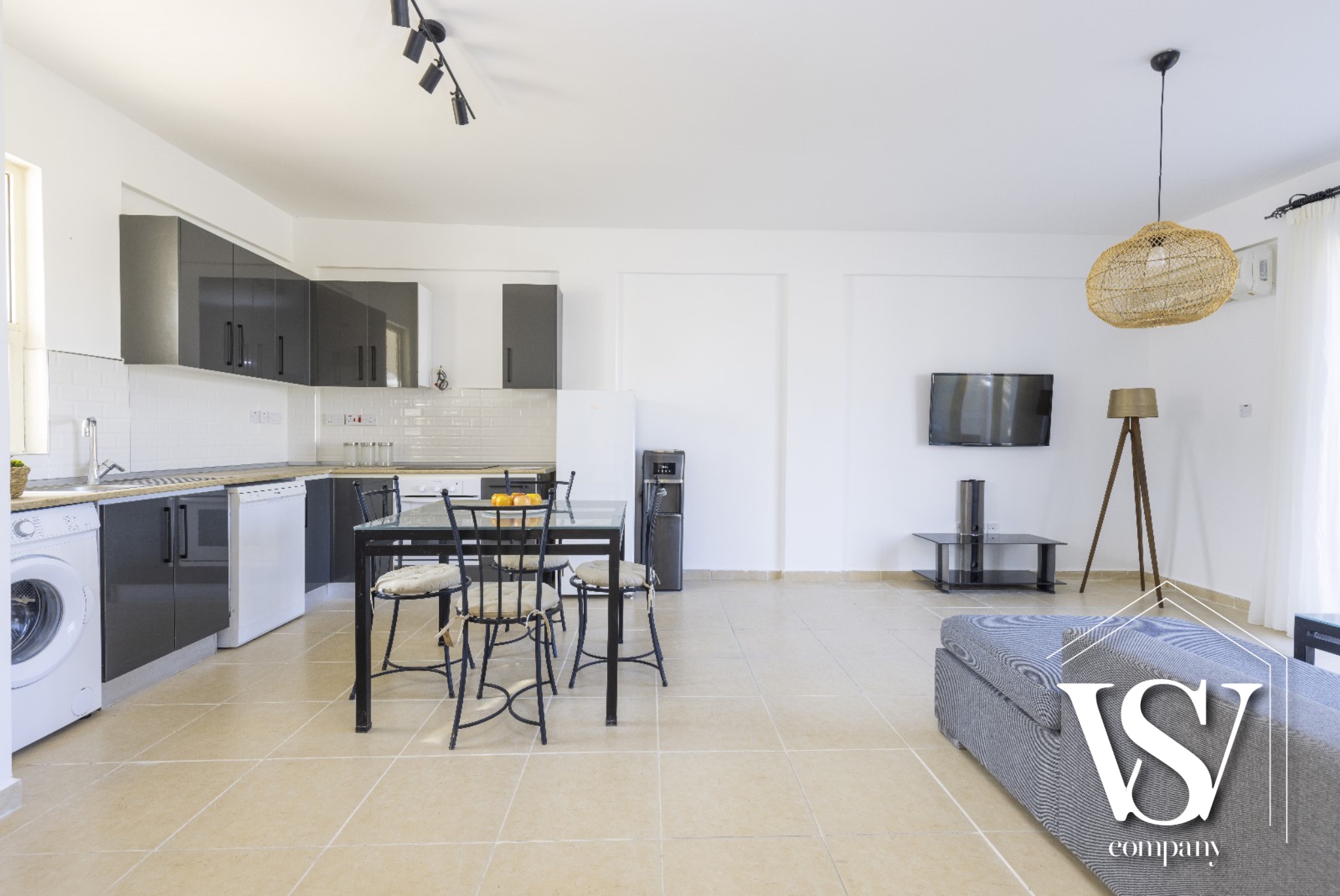 Parduodami 3 Kambarių Apartamentai Kipre