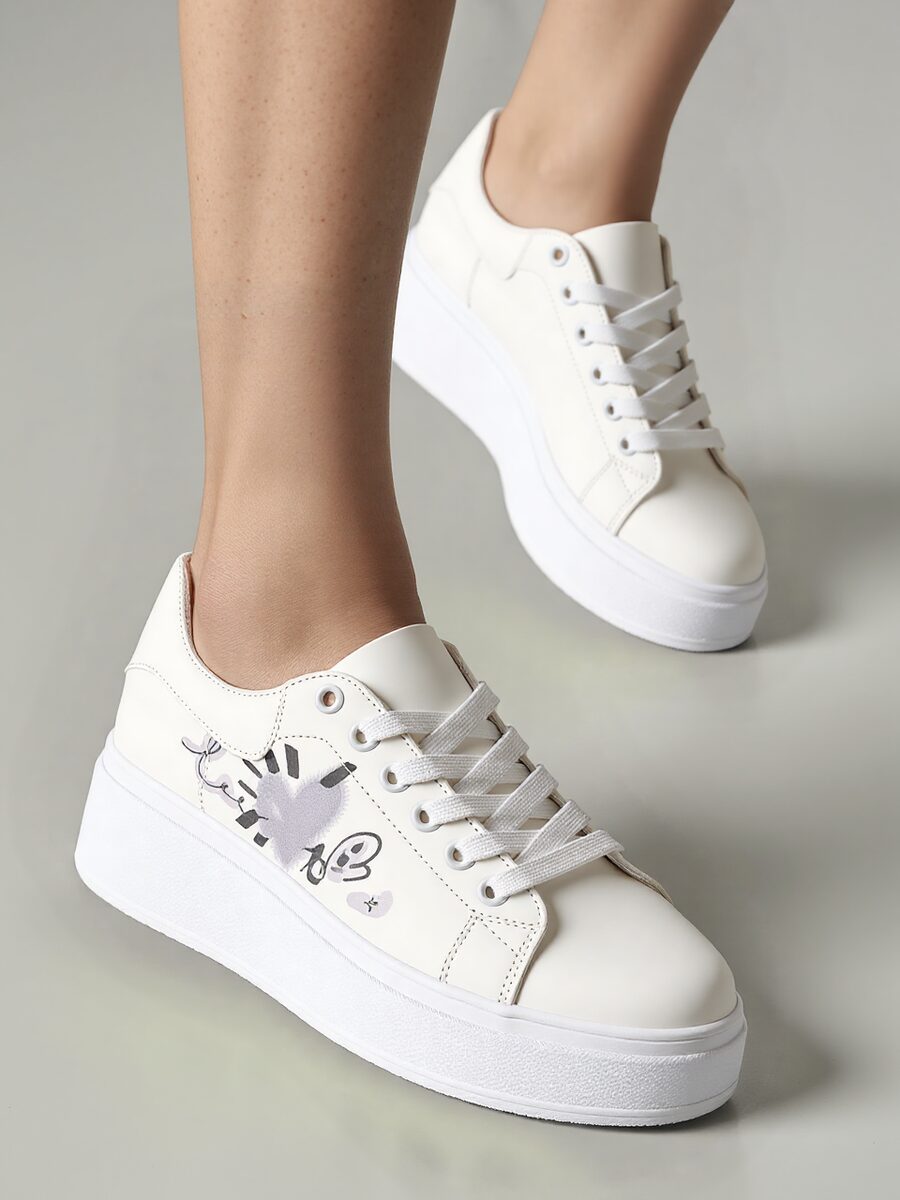 Laisvalaikio bateliais LUMIX – White