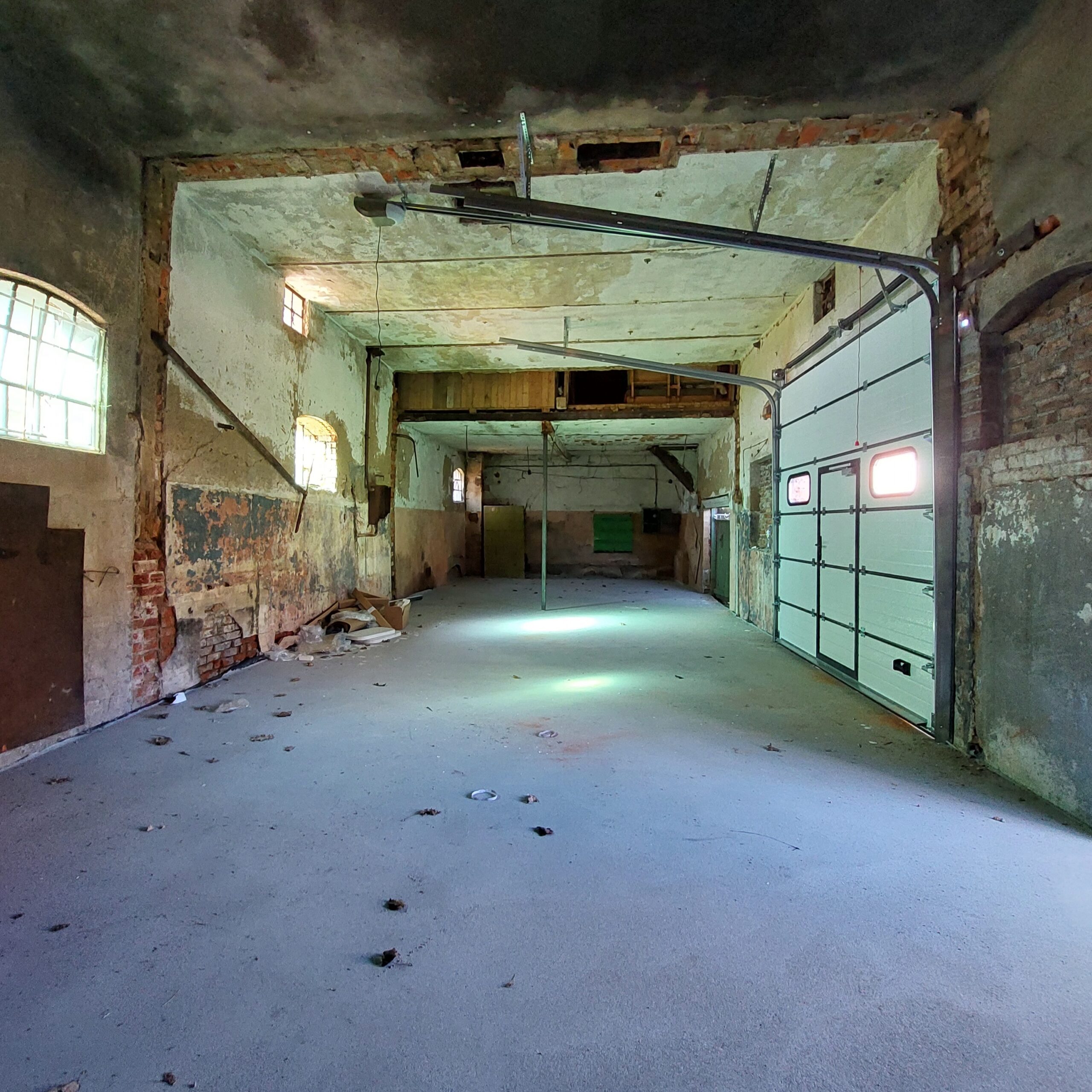 Priekulės centre išnuomojamos patalpos