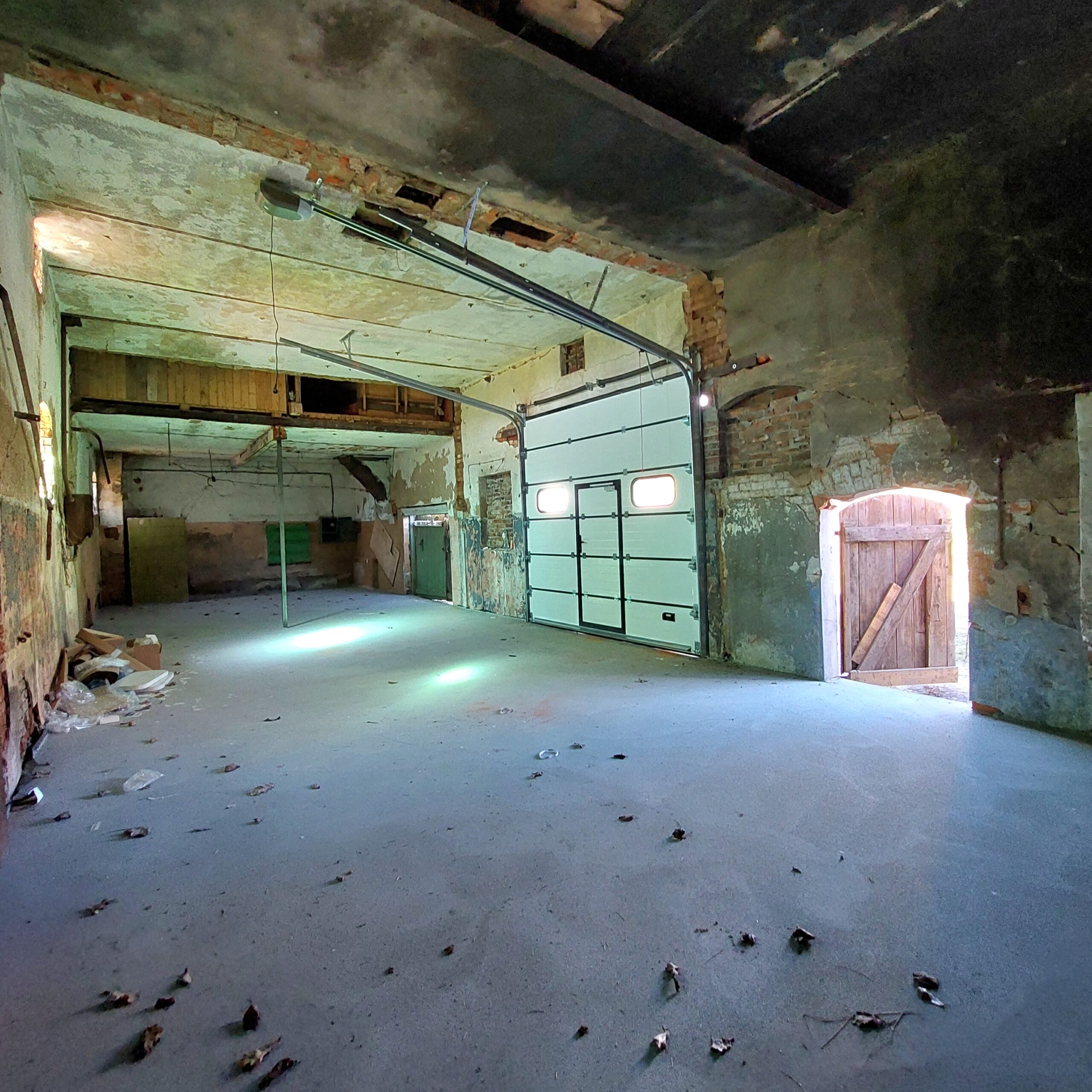 Priekulės centre išnuomojamos patalpos