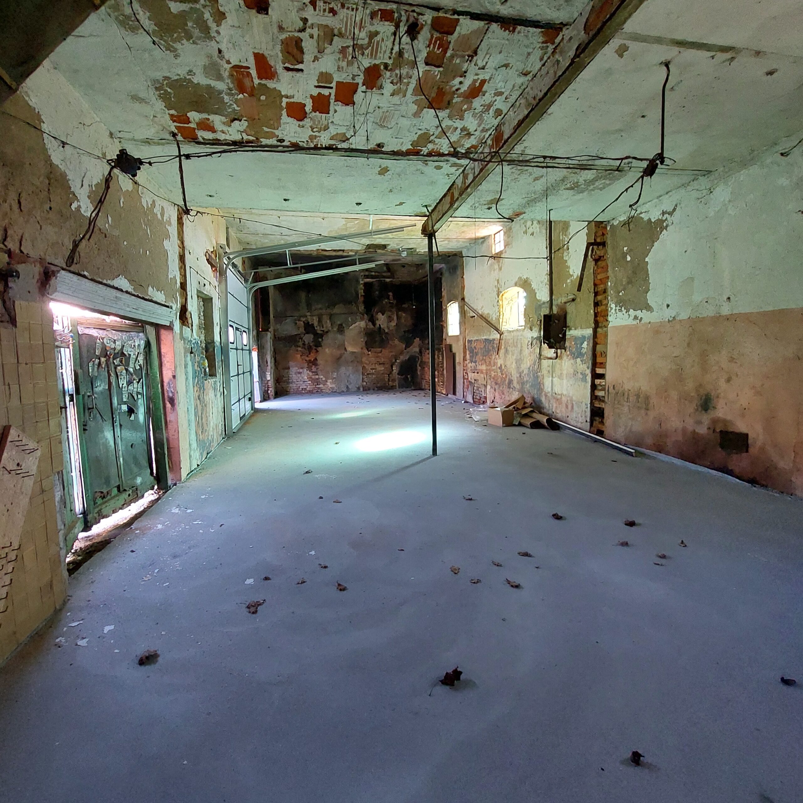 Priekulės centre išnuomojamos patalpos