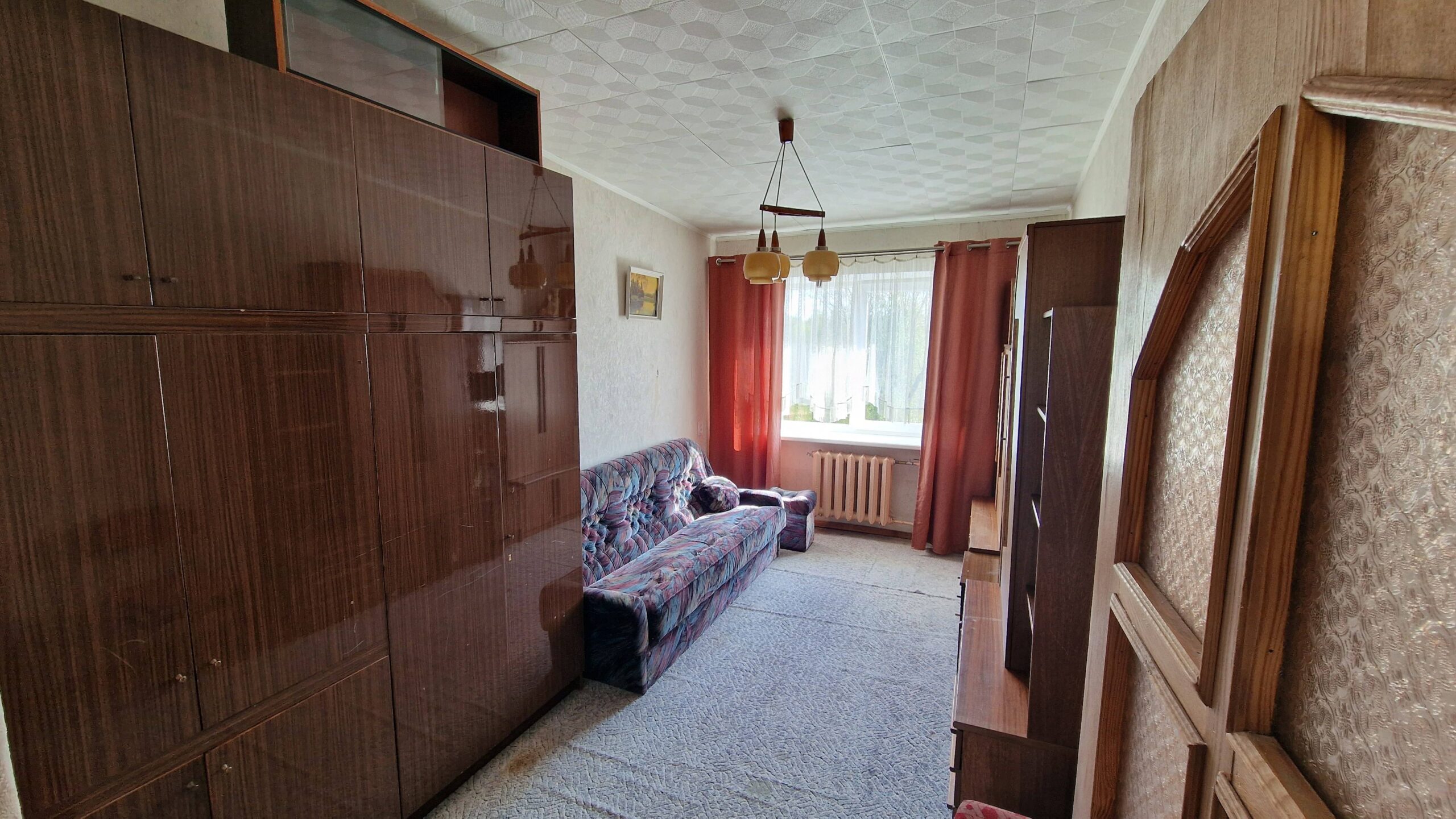 PARDUODAMAS 3 KAMBARIŲ BUTAS PATOGIOJE VIETOJE – MARIJONŲ G., PANEVĖŽYS