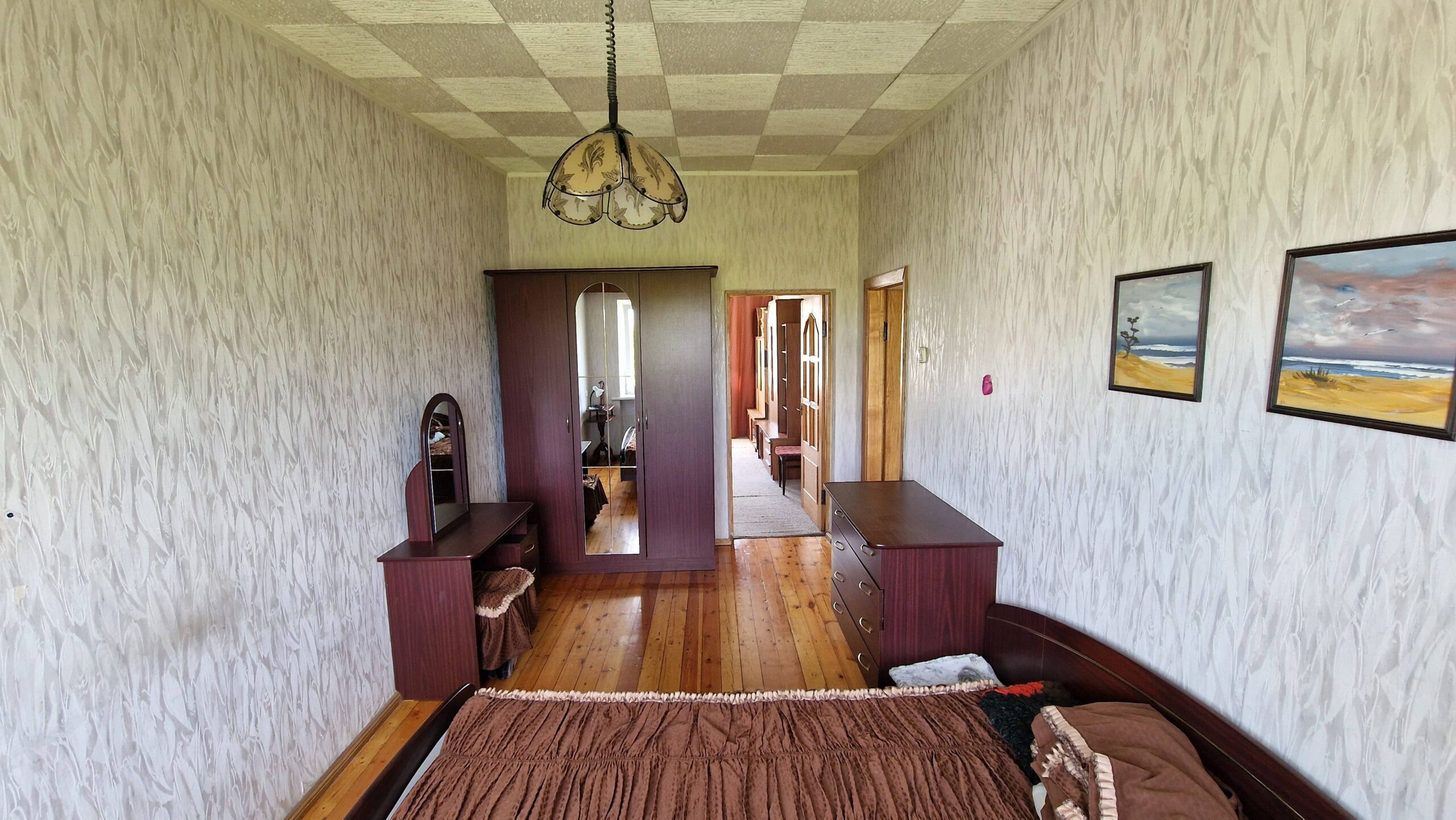 PARDUODAMAS 3 KAMBARIŲ BUTAS PATOGIOJE VIETOJE – MARIJONŲ G., PANEVĖŽYS