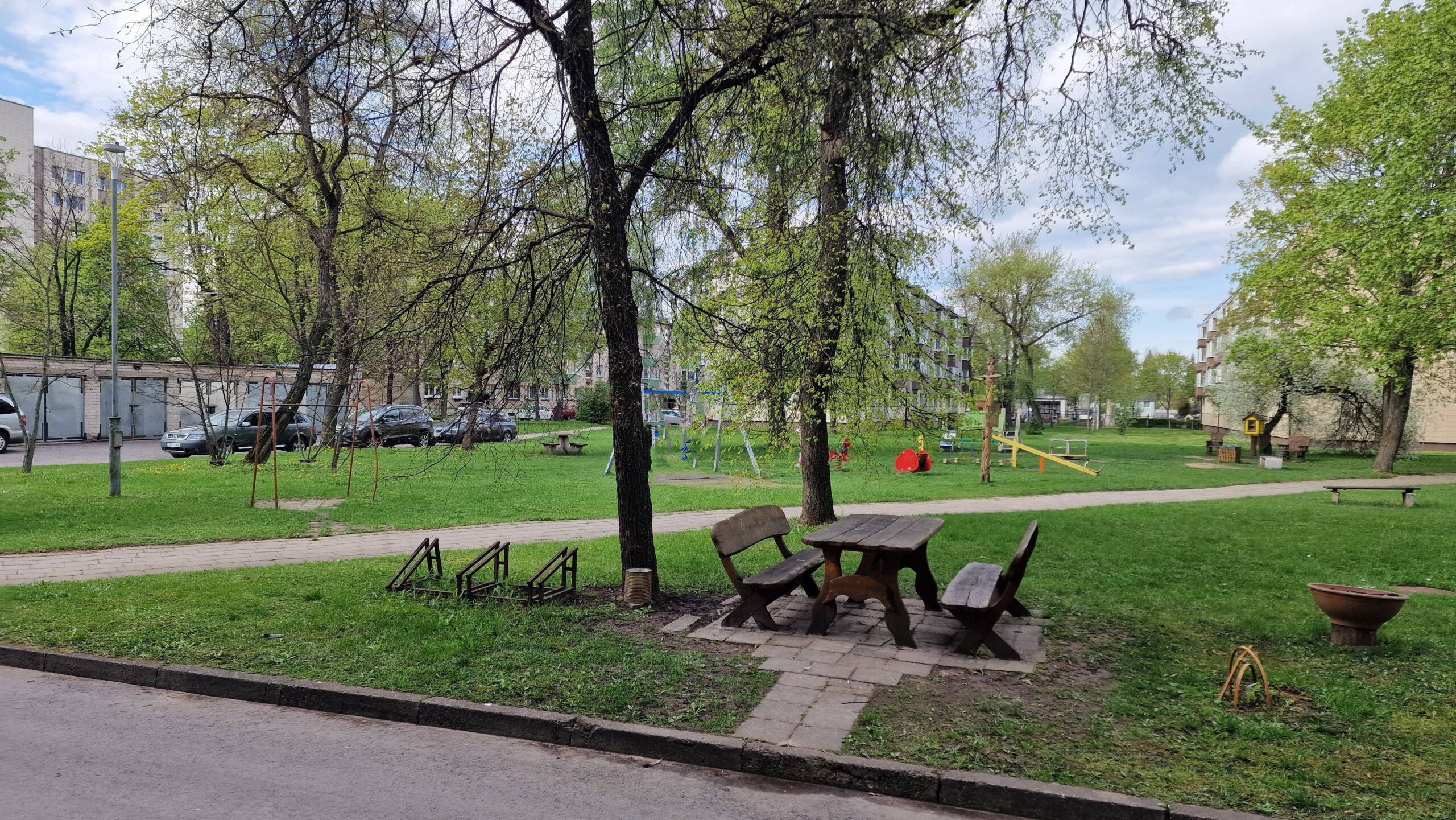 PARDUODAMAS 3 KAMBARIŲ BUTAS PATOGIOJE VIETOJE – MARIJONŲ G., PANEVĖŽYS