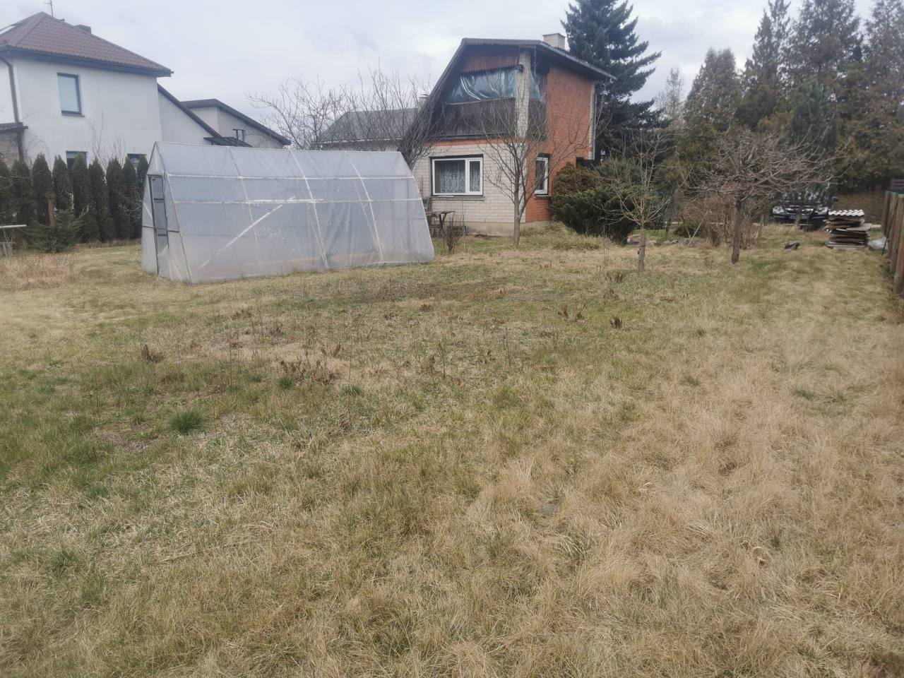 Parduodamas sodo namas