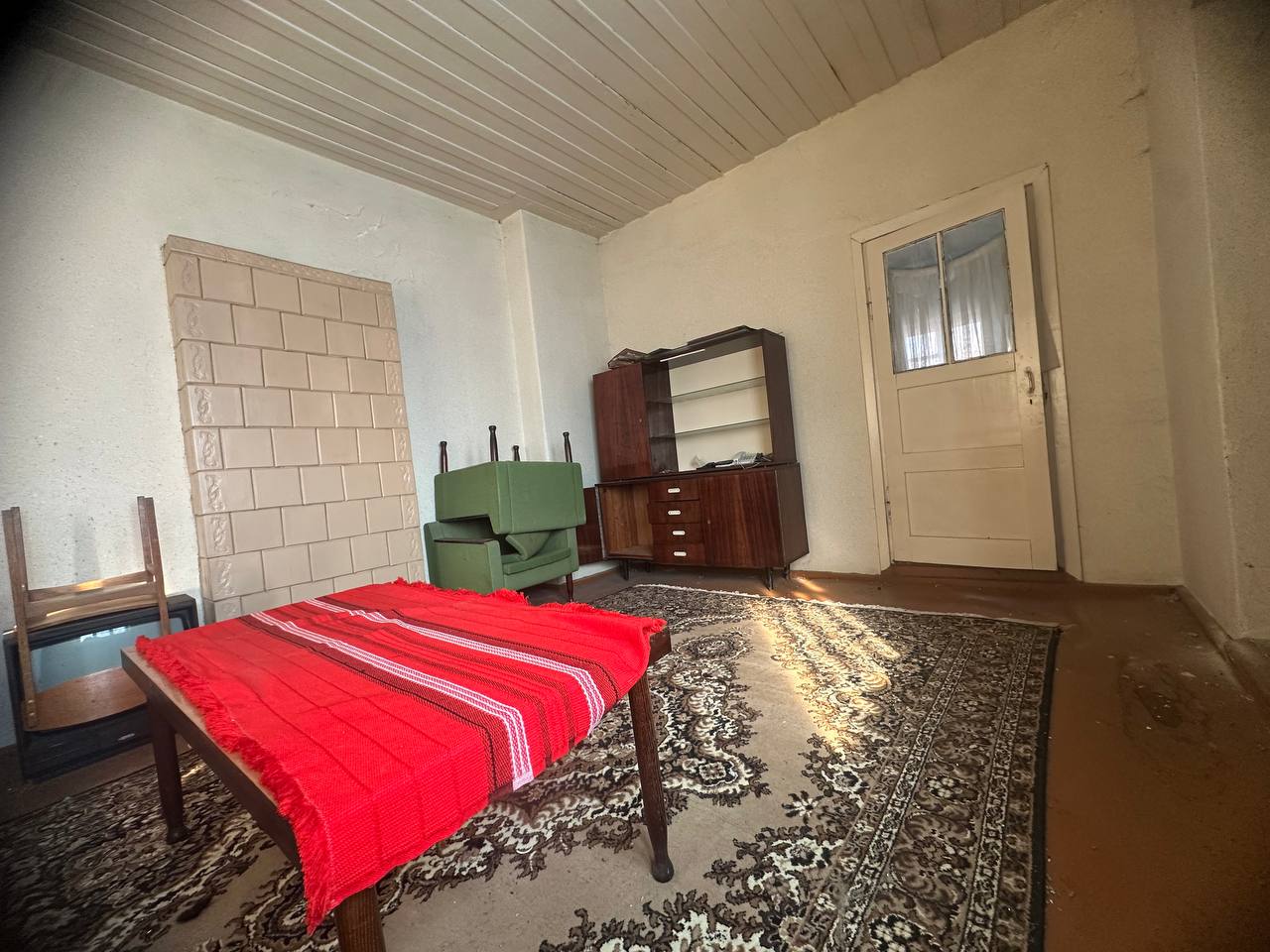 Parduodamas namas vaizdingoje vietoj.