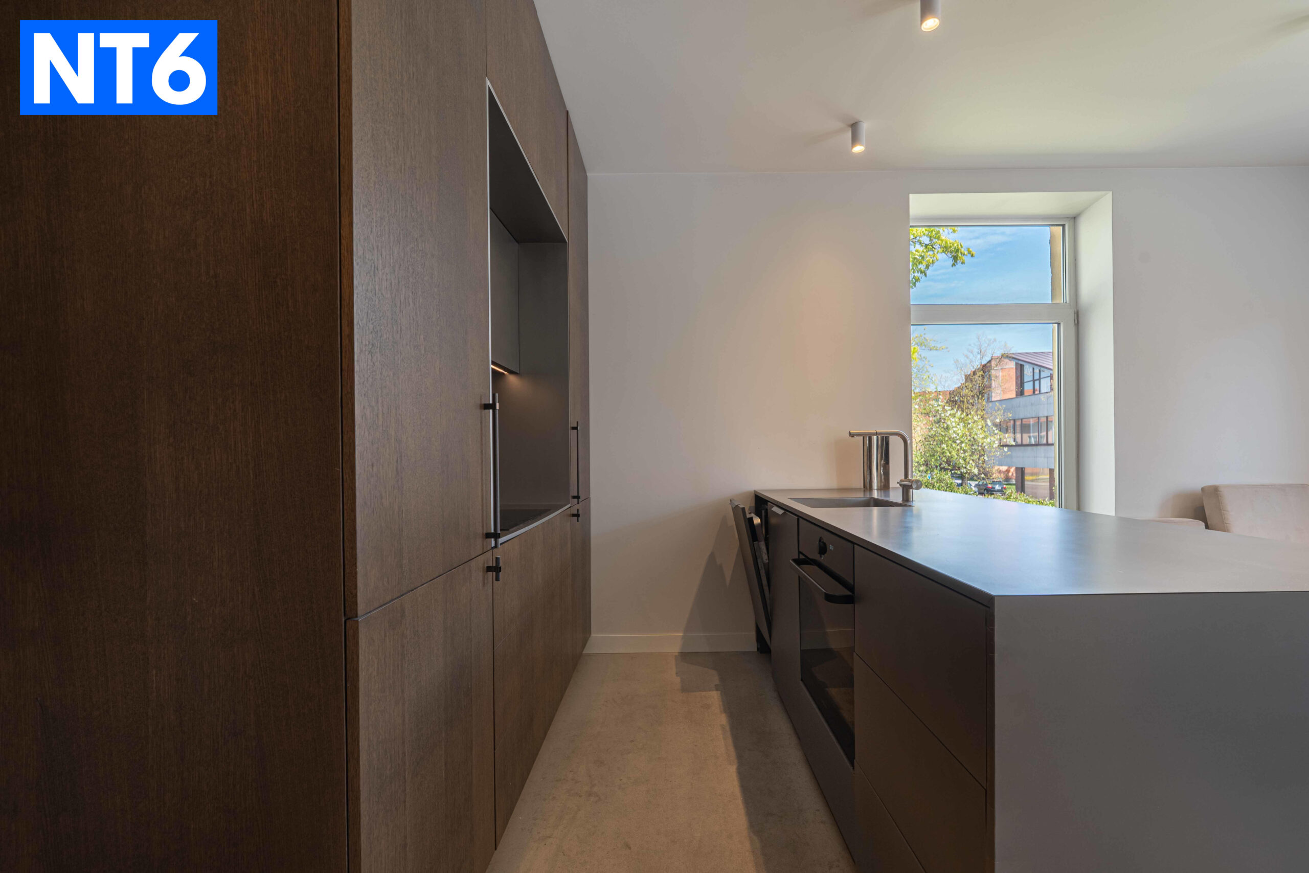 PARDUODAMAS BUTAS KLAIPĖDOS SENAMIESTYJE ŠALIA JONO KALNELIO