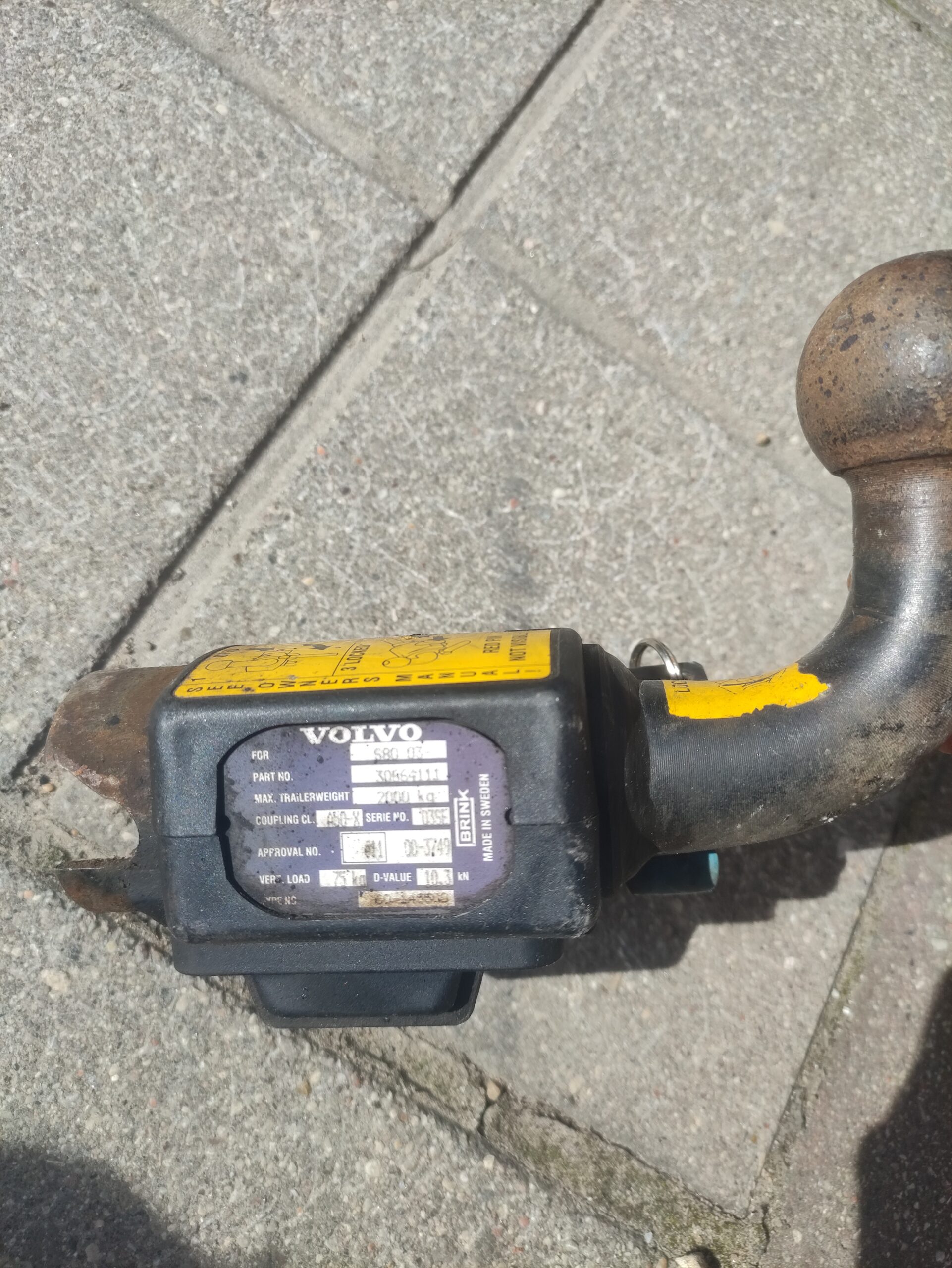 Volvo S80 nuimamas kablys