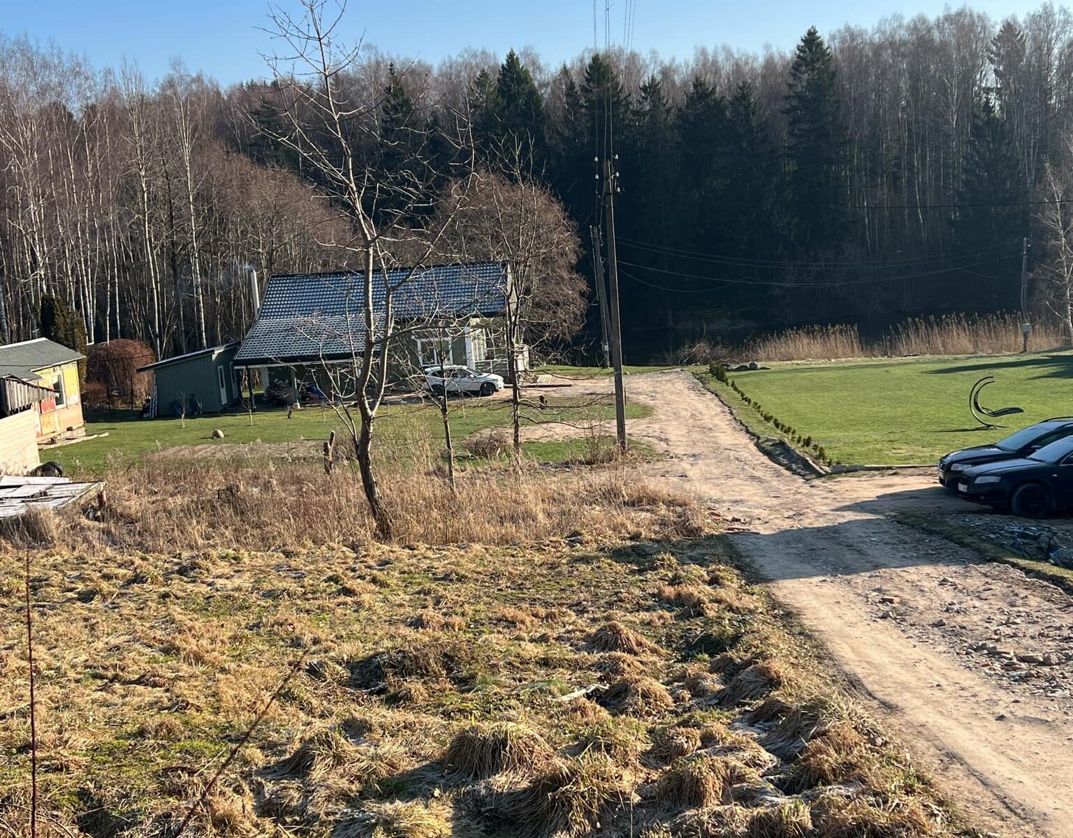 Parduodamas sodo sklypas prie tvenkinio