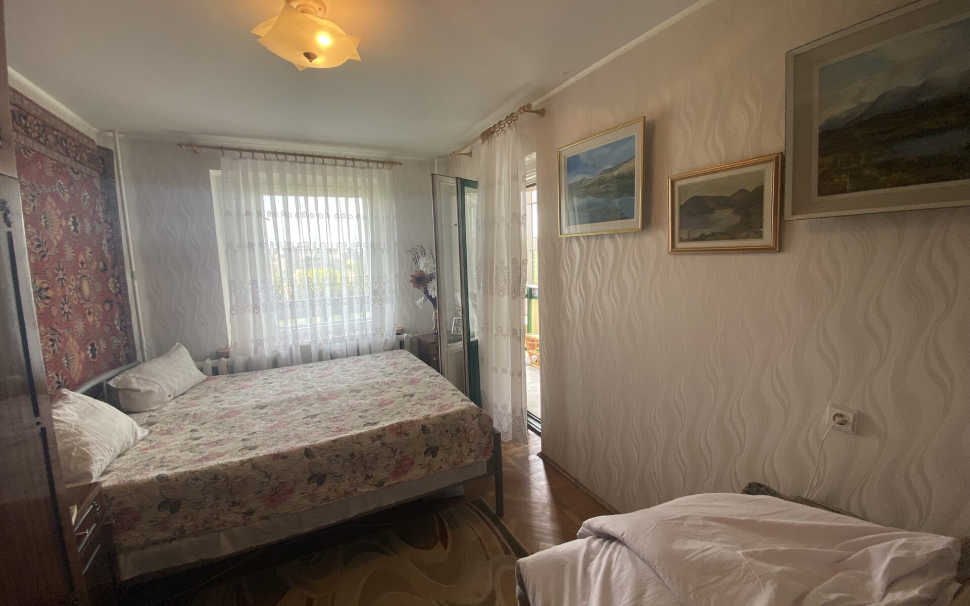 2 k. butas ŠNIPIŠKĖSE, KALVARIJŲ G. 26, VILNIUJE.