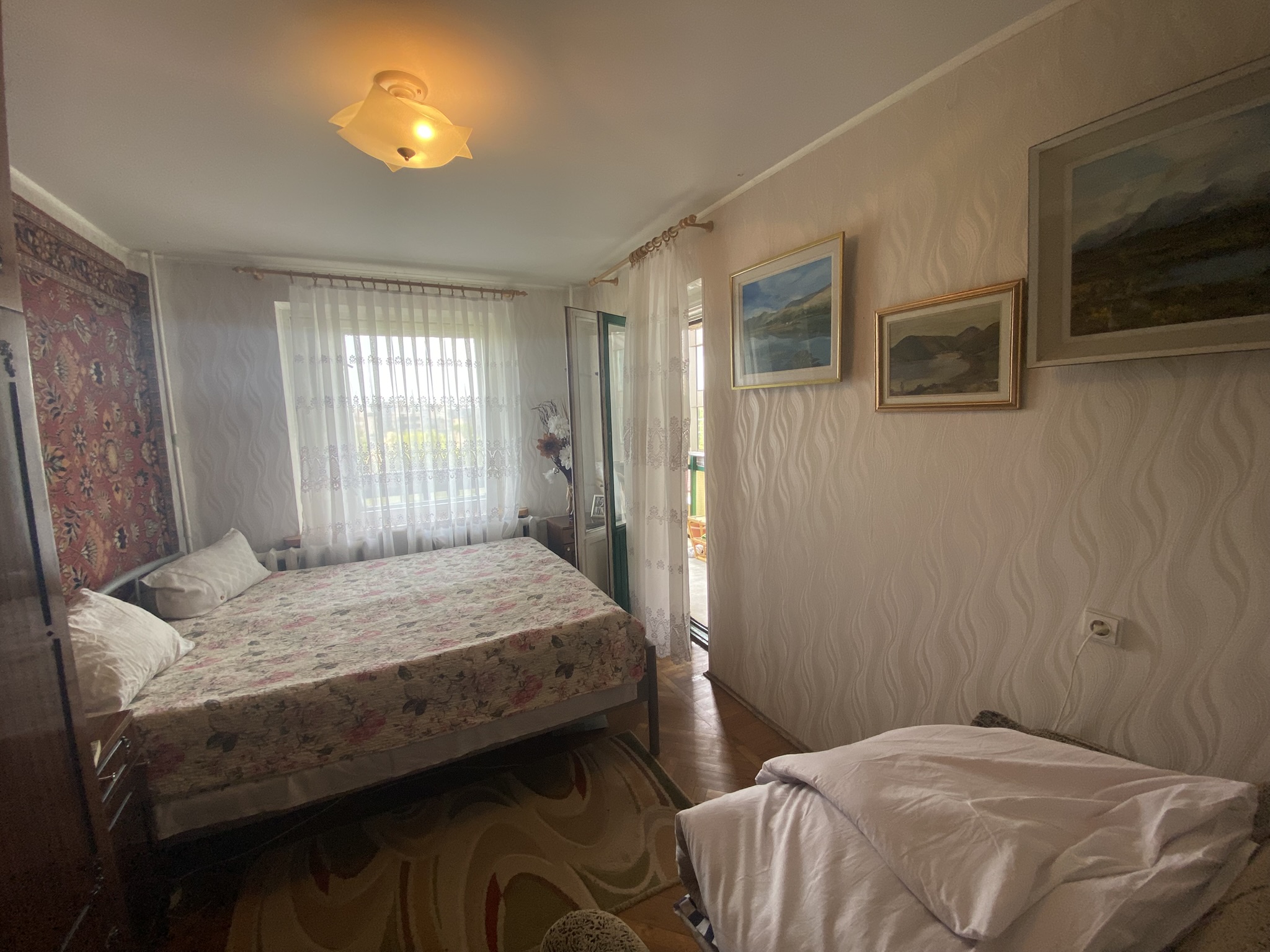 2 k. butas ŠNIPIŠKĖSE, KALVARIJŲ G. 26, VILNIUJE.