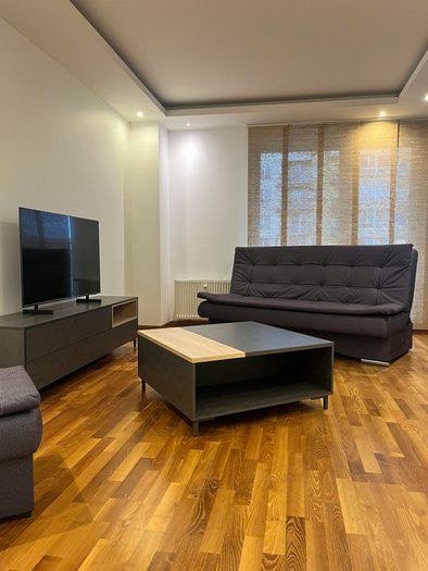 PARDUODAMAS ERDVUS 2 KAMBARIŲ BUTAS VILNIUJE