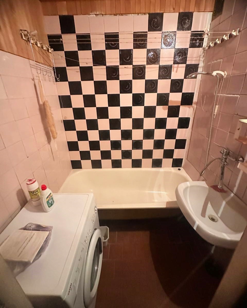 Parduodamas 3 kambarių butas