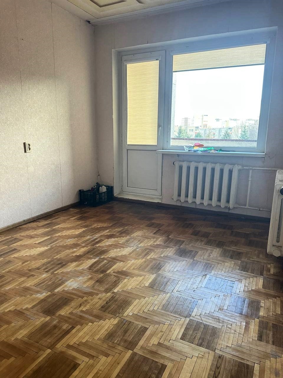 Parduodamas 3 kambarių butas