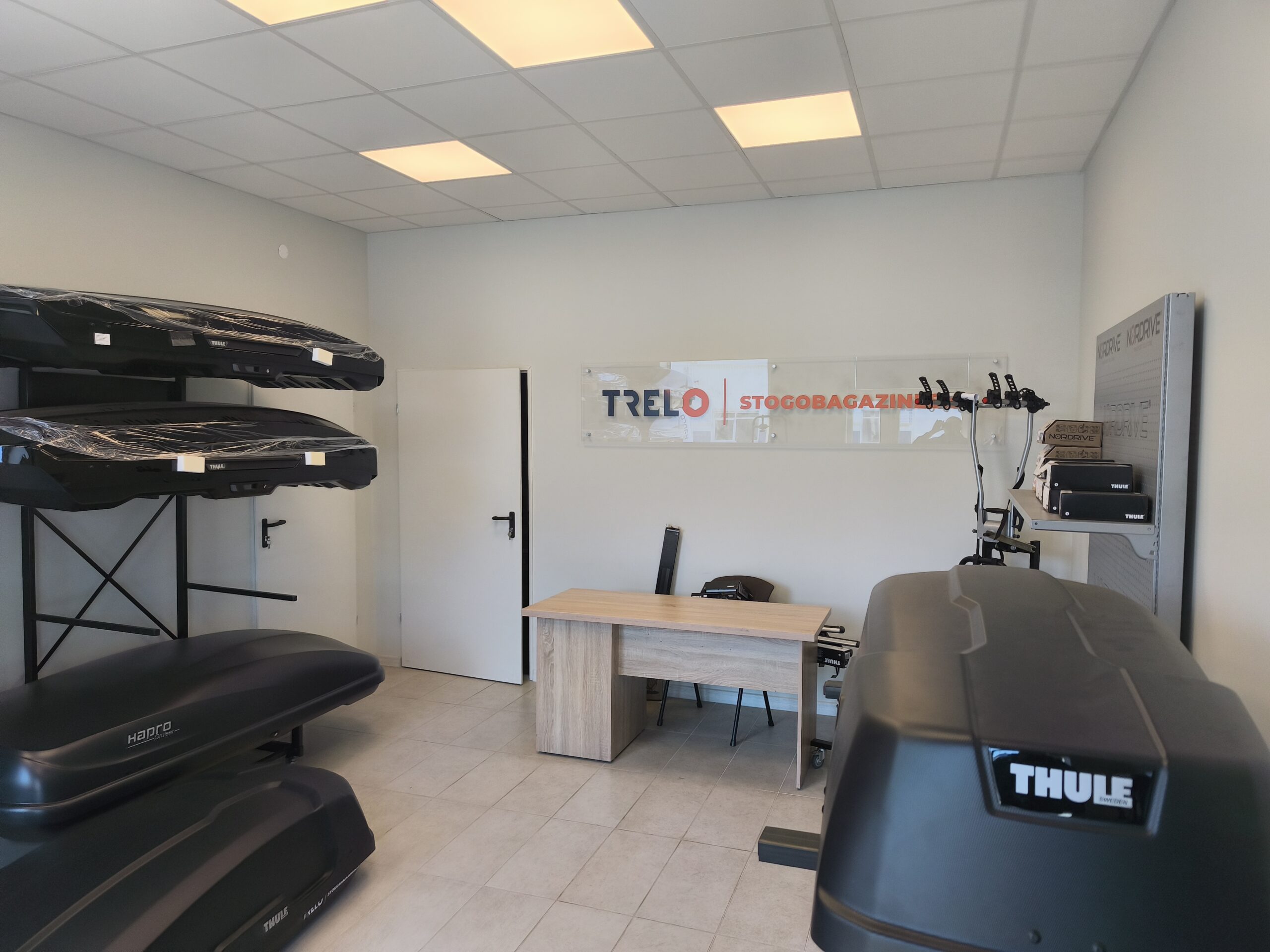 Išnuomojamos patalpos Paryžiaus Komunos g. Klaipėda Prekybinė salė, sandėlis 44,65 kv.m.