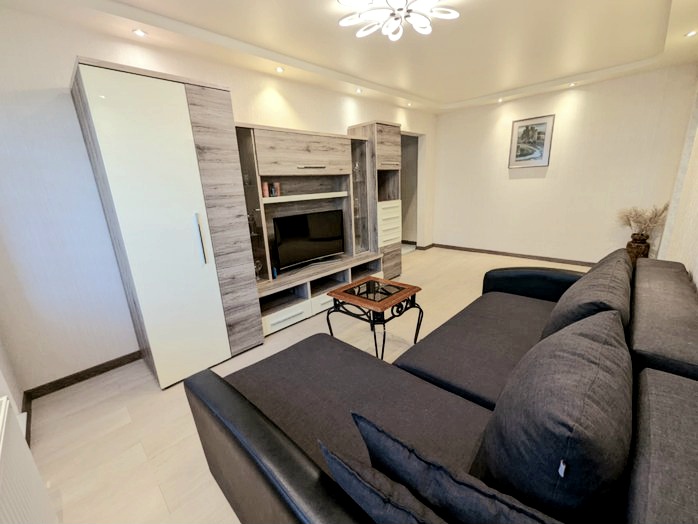 Statybininkų pr. parduodamas 3k.butas