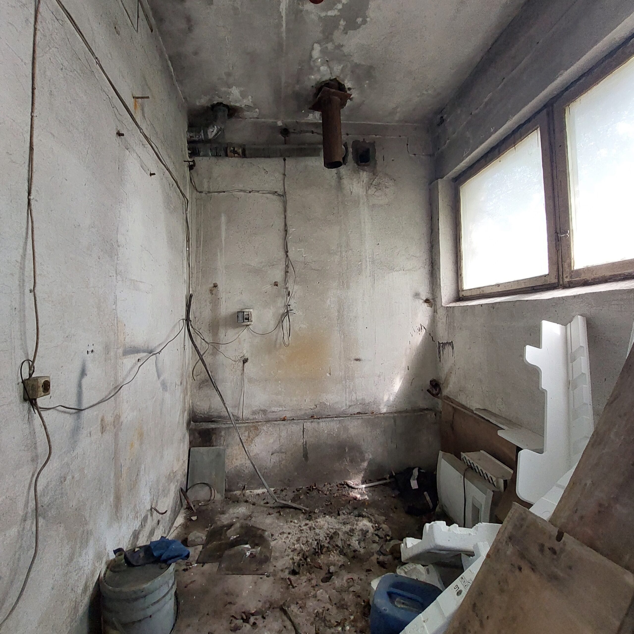 Parduodamos sandeliavimo patalpos