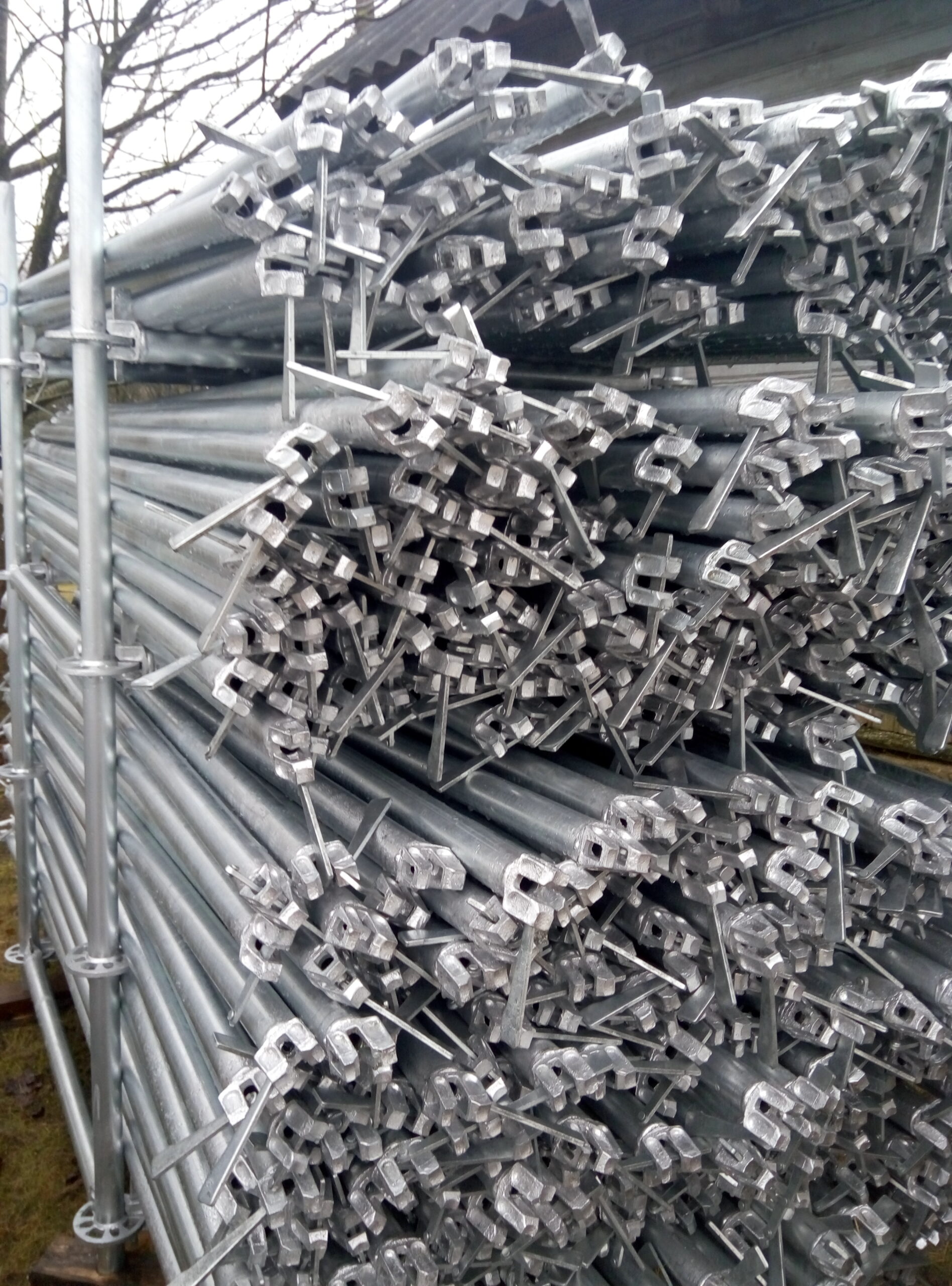 Modulinių pastolių nuoma – greitai ir patikimai