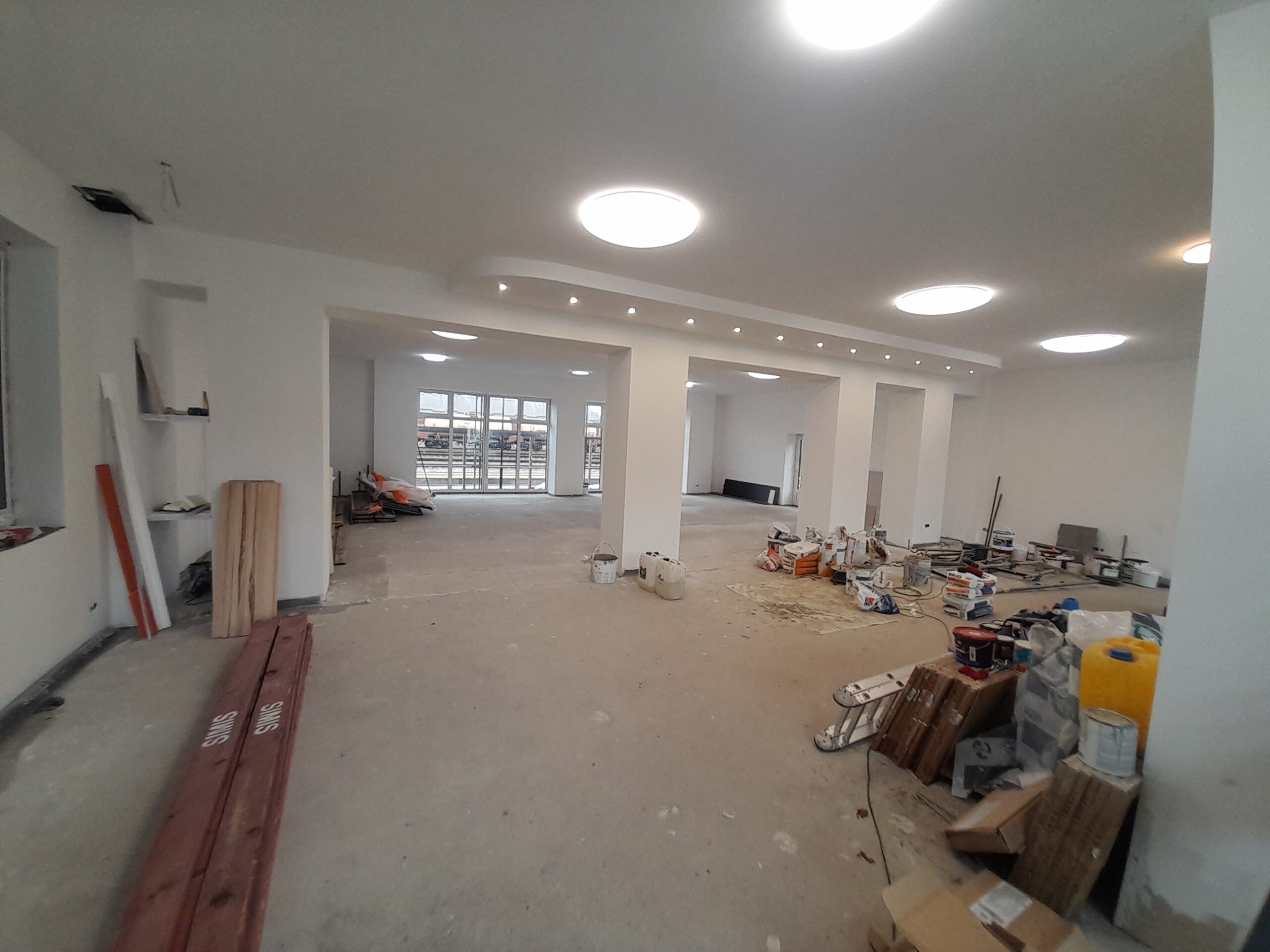 Išnuomojamas 800 kv.m. Komercinis pastatas Klaipėdos centre Priestočio g.