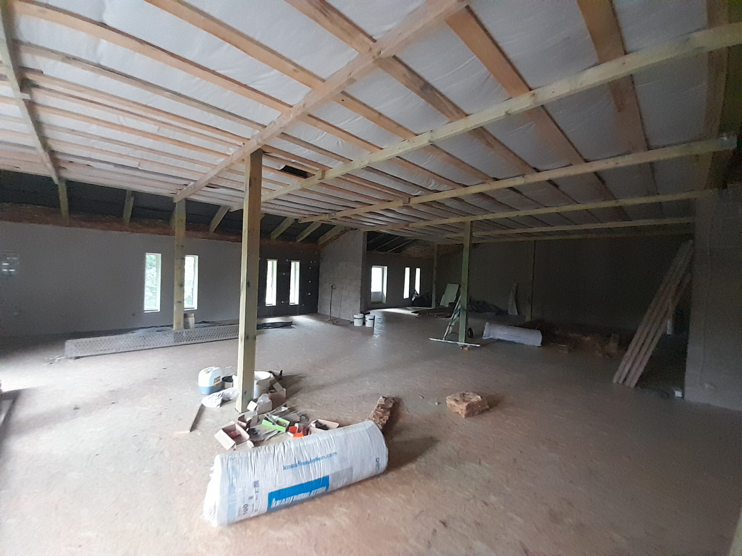 Išnuomojamas 800 kv.m. Komercinis pastatas Klaipėdos centre Priestočio g.