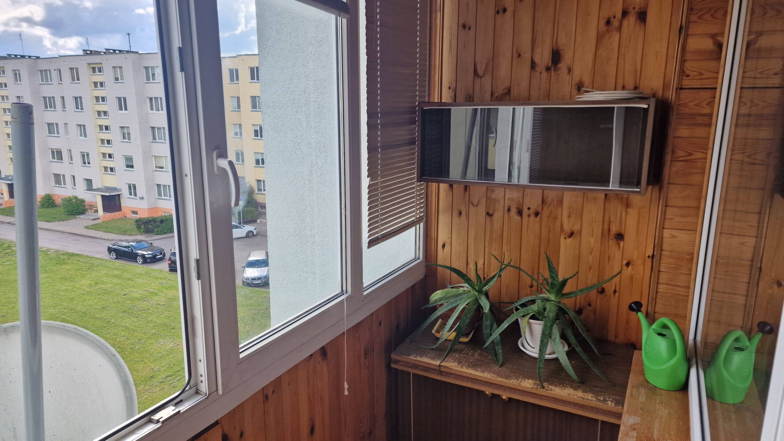 Parduodamas pilnai suremontuotą 2 kambarių butą, esantį ketvirtame aukšte, Ateities g. 42, Panevėžyje