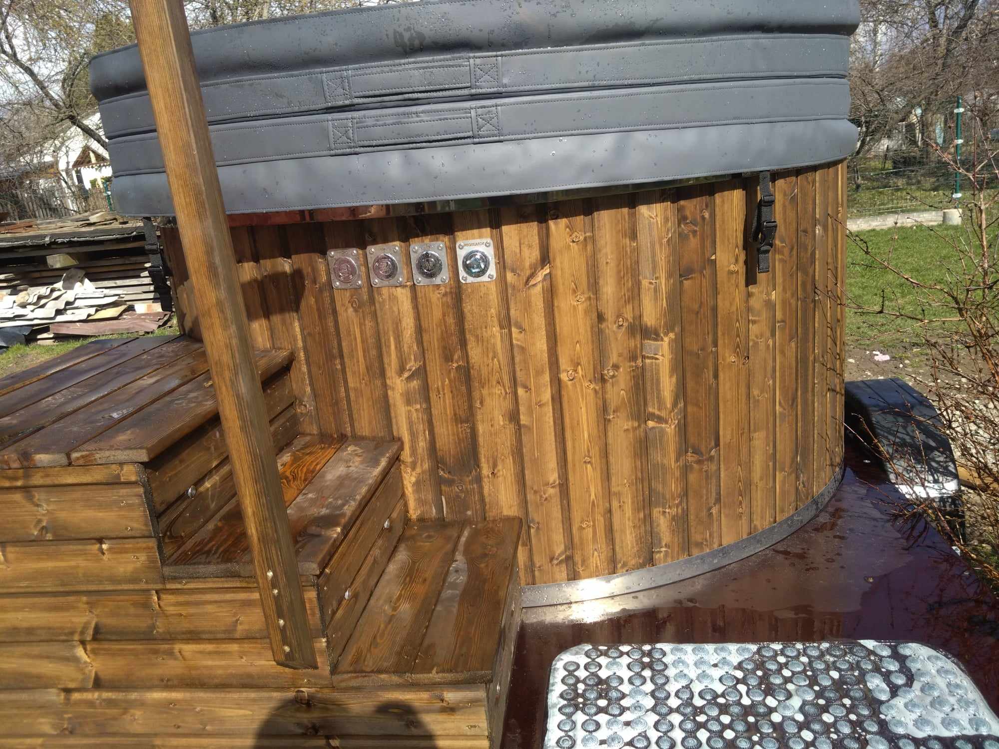 Mobilios pirties ir kubilo nuoma