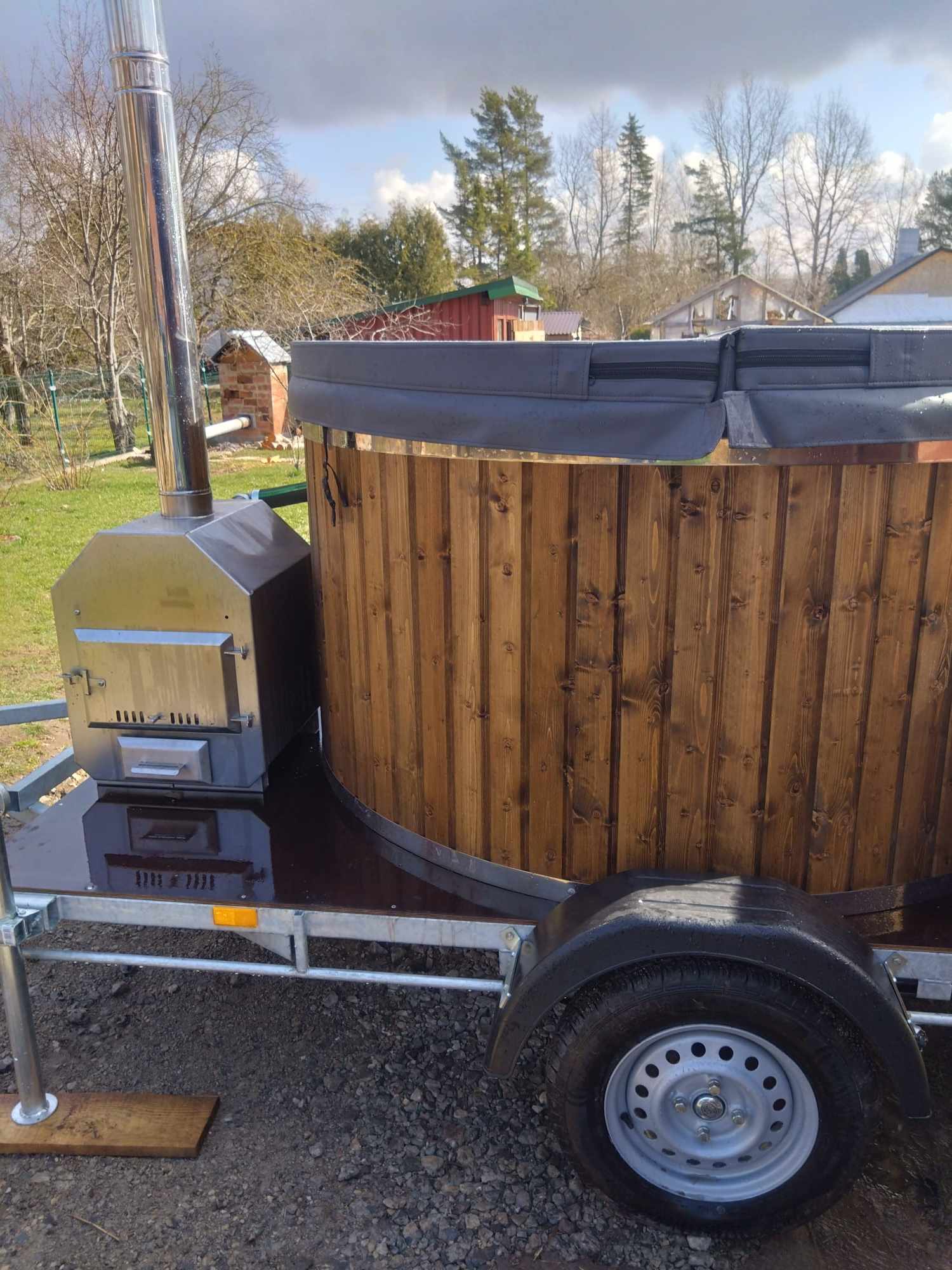 Mobilios pirties ir kubilo nuoma