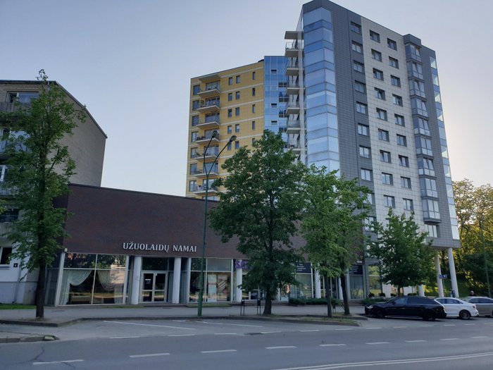 Išnuomojamos 95 kv.m. Administracinės patalpos Taikos pr 4A Klaipėdos miesto centre