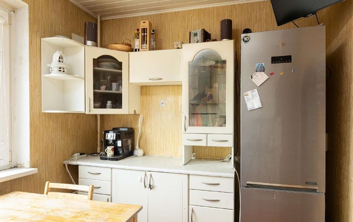 Parduodamas 3 kambarių su holu, 78 kv.m butas Varpų gatvėje, Klaipėdoje.