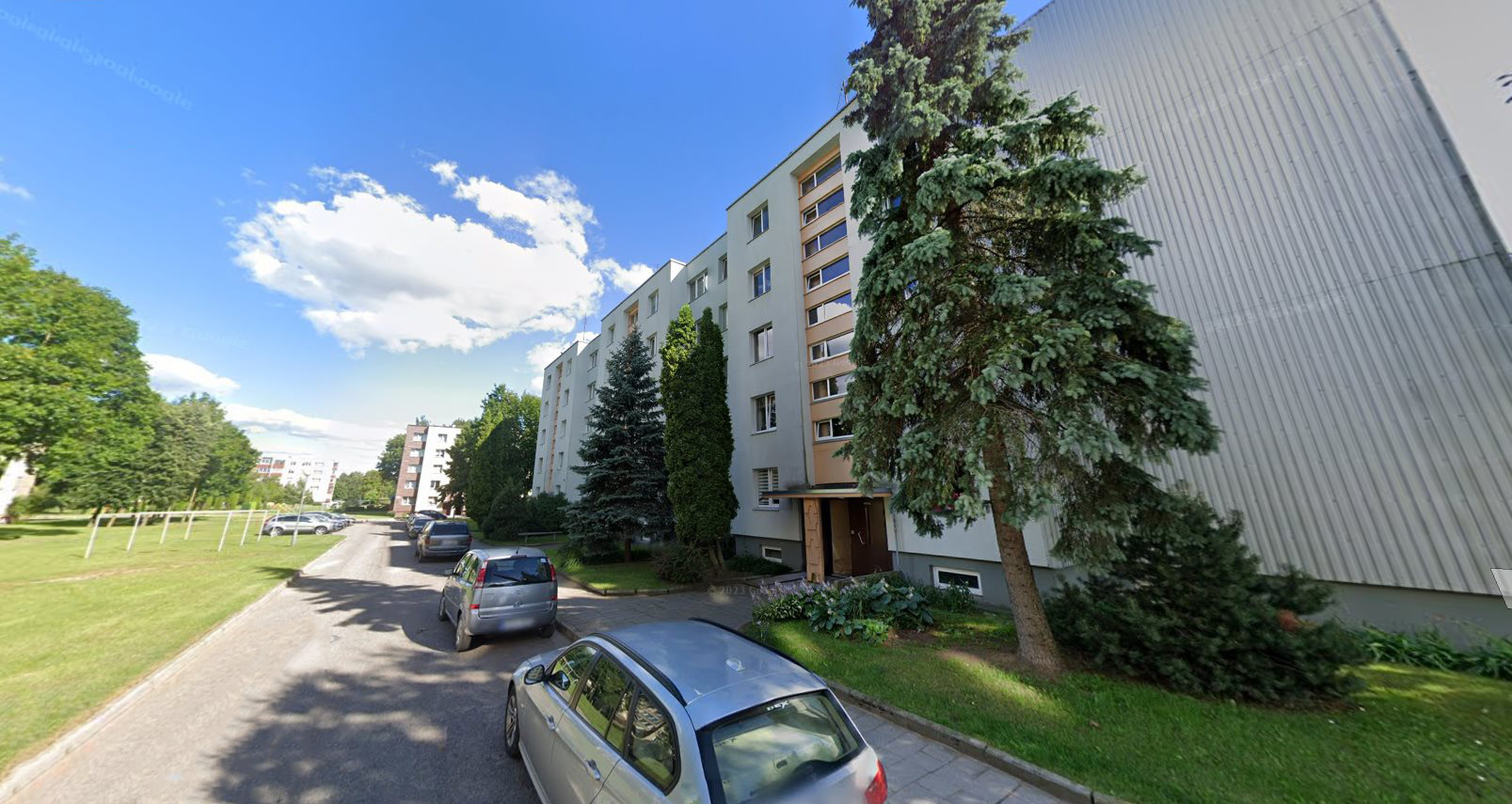 Parduodamas pilnai suremontuotą 2 kambarių butą, esantį ketvirtame aukšte, Ateities g. 42, Panevėžyje