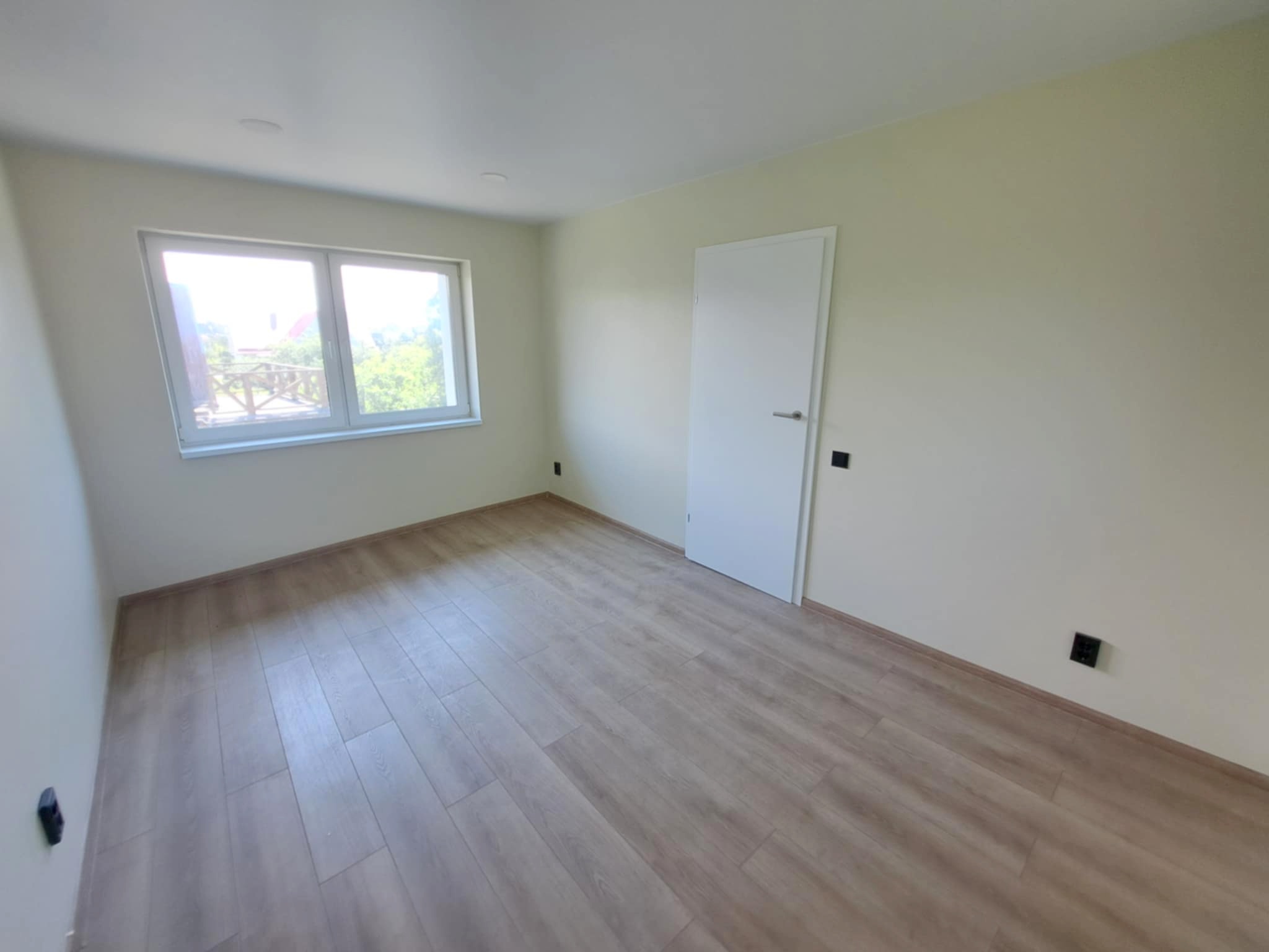 Alytaus miesto, Muiželėnų kaime, sodų bendrijoje “Berželis”.