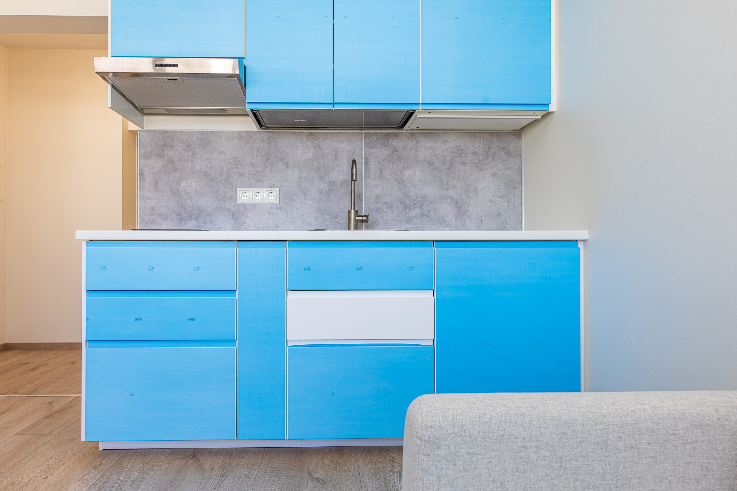 Parduodamas 1 kambario butas Šventojoje Mokyklos g. 40 Pilnai įrengtas