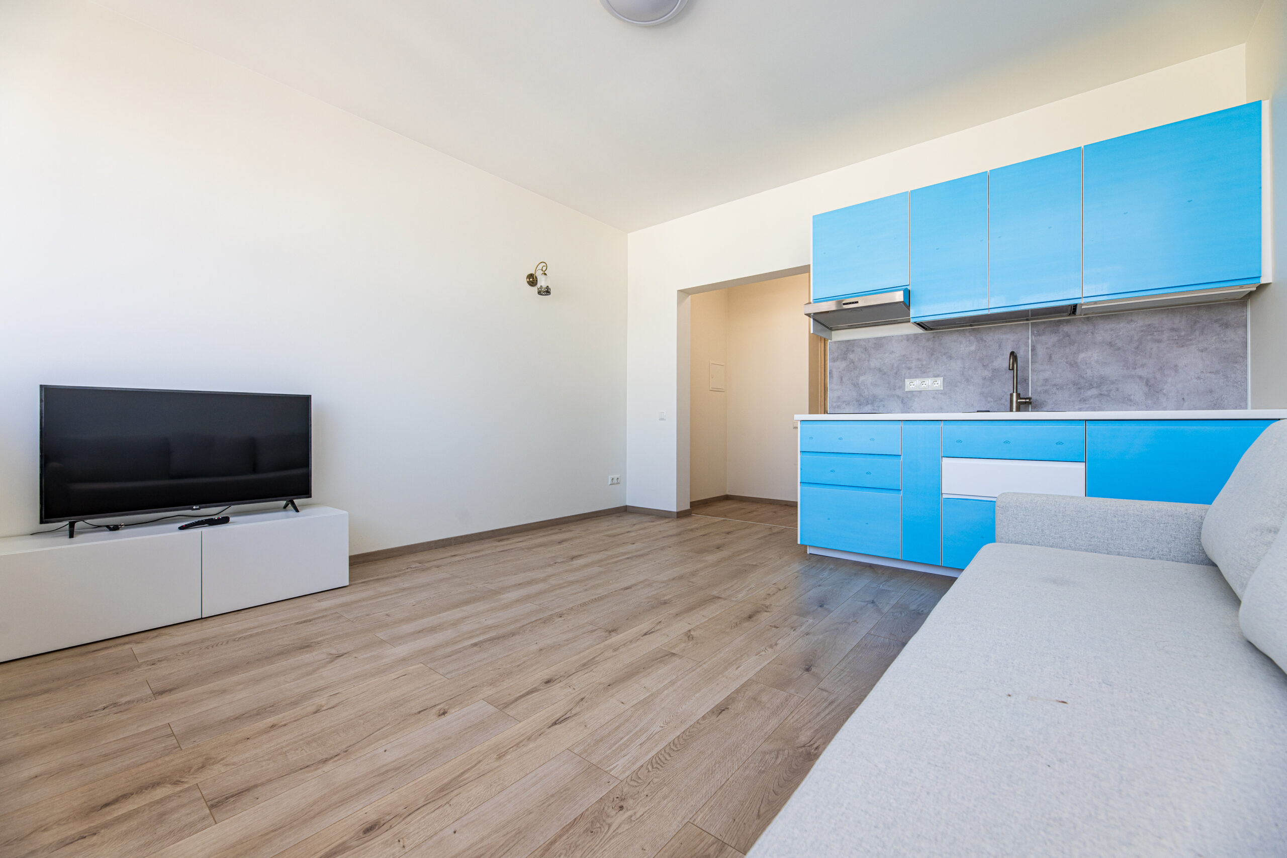 Parduodamas 1 kambario butas Šventojoje Mokyklos g. 40 Pilnai įrengtas