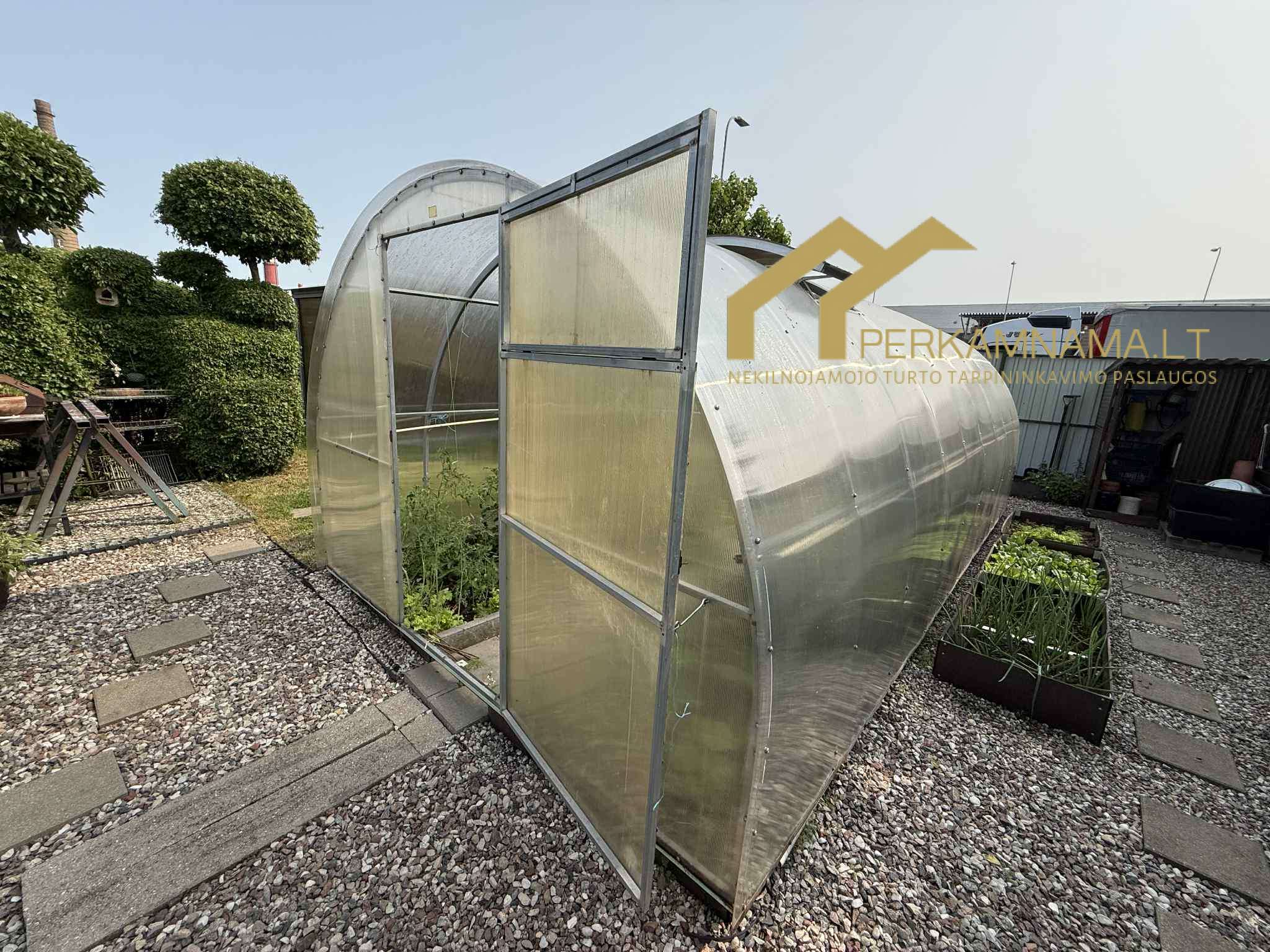 Parduodamas patalpų kompleksas Klaipėdoje