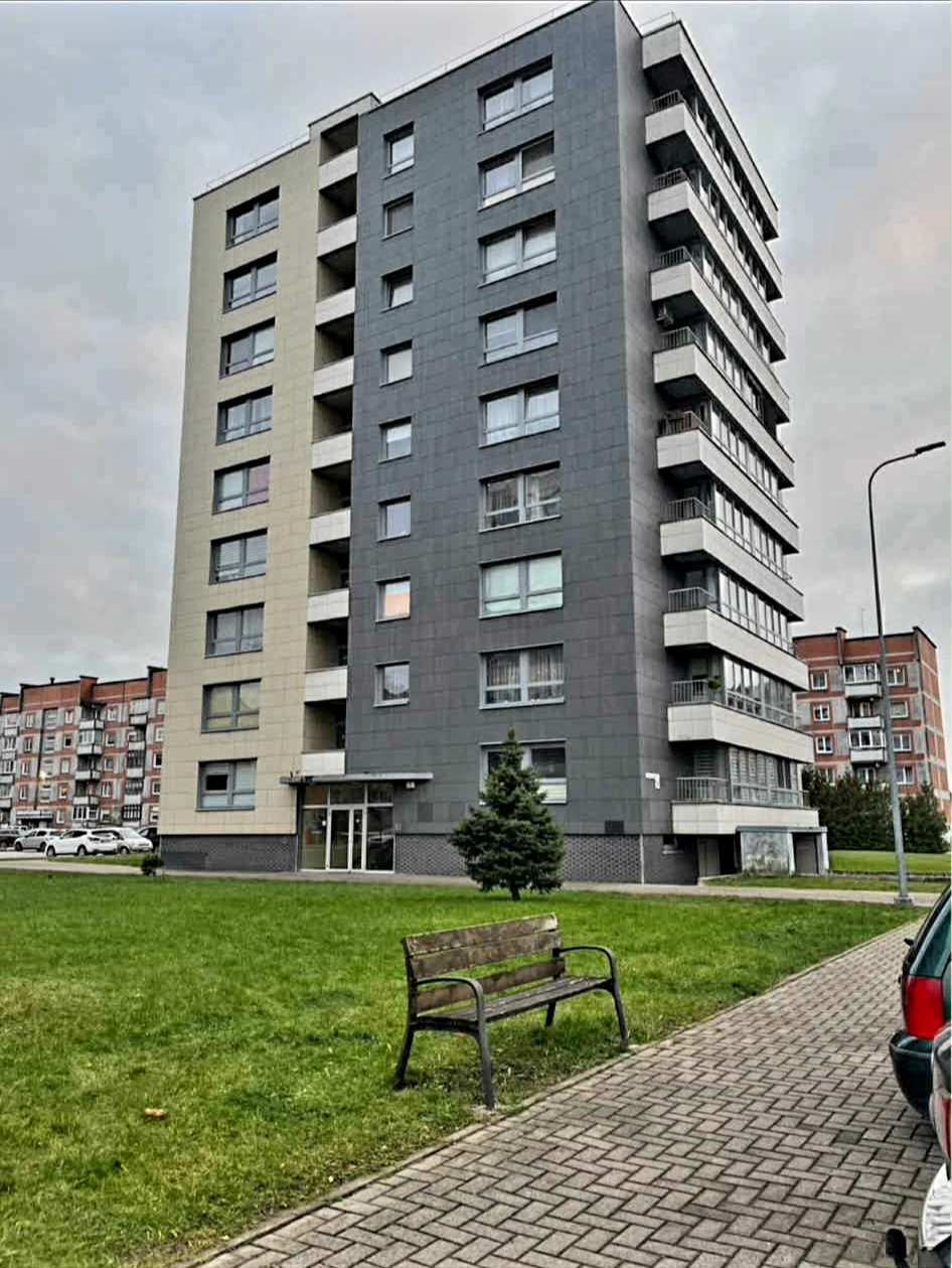 Parduodamas 3 kambarių butas Gargžduose