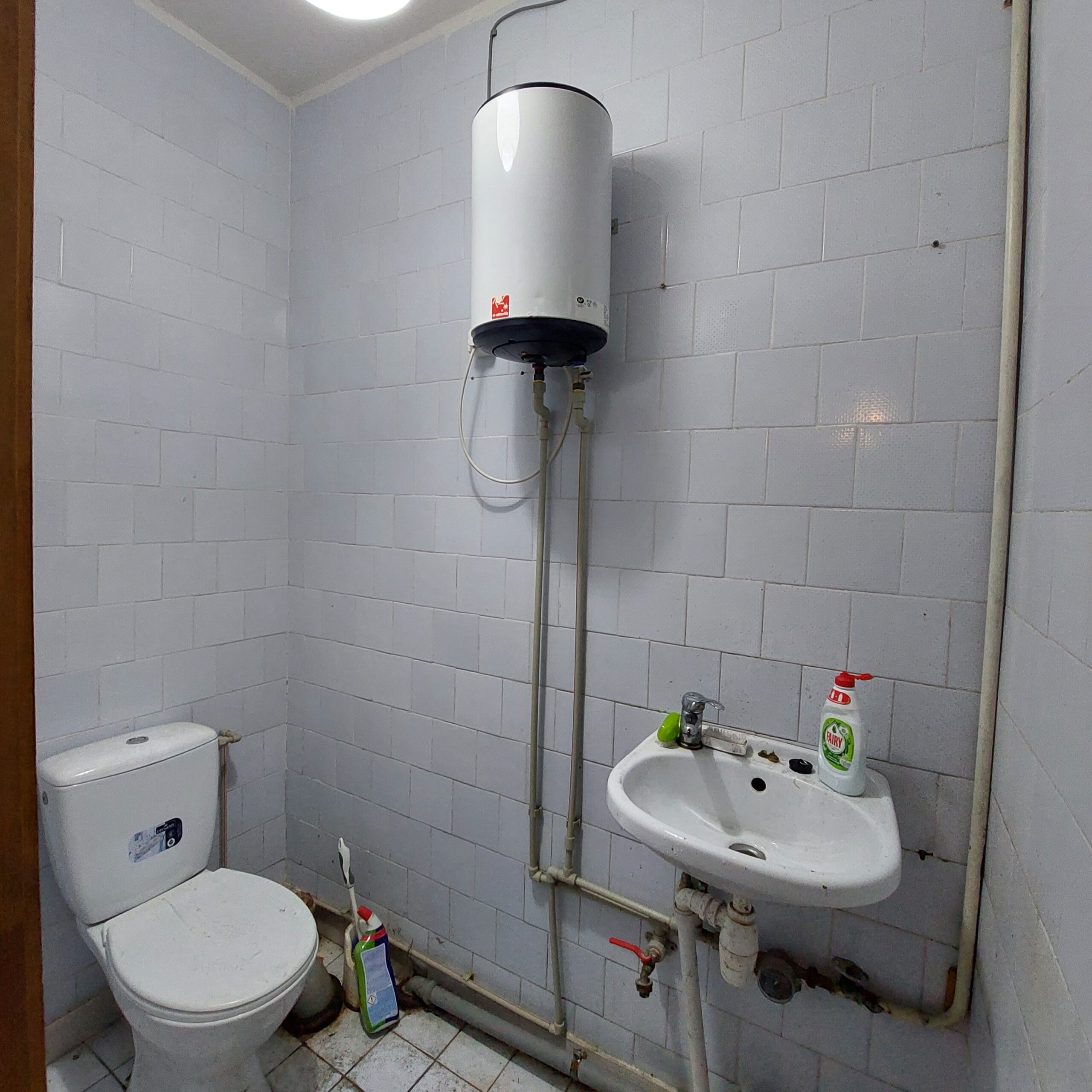 Parduodamos patalpos šalia AKROPOLIO