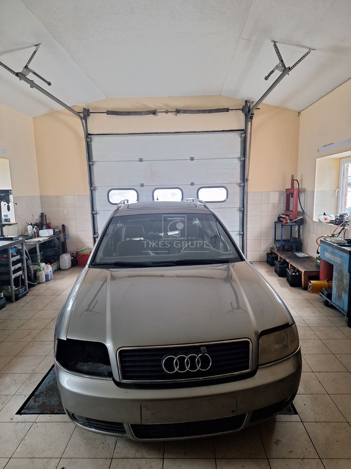 Parduodamas autolaužynas