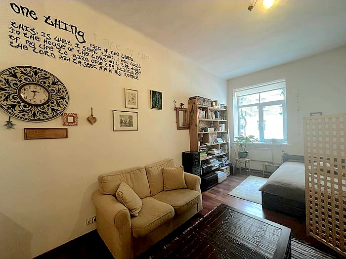 Centre parduodamas butas studija