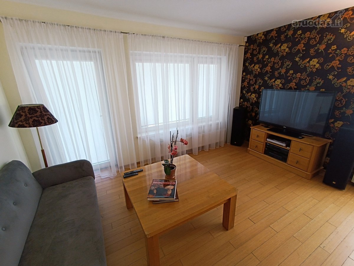 Parduodamas jaukus 4 kambarių mūrinis namas šalia miško Balsiuose (Vilnius)