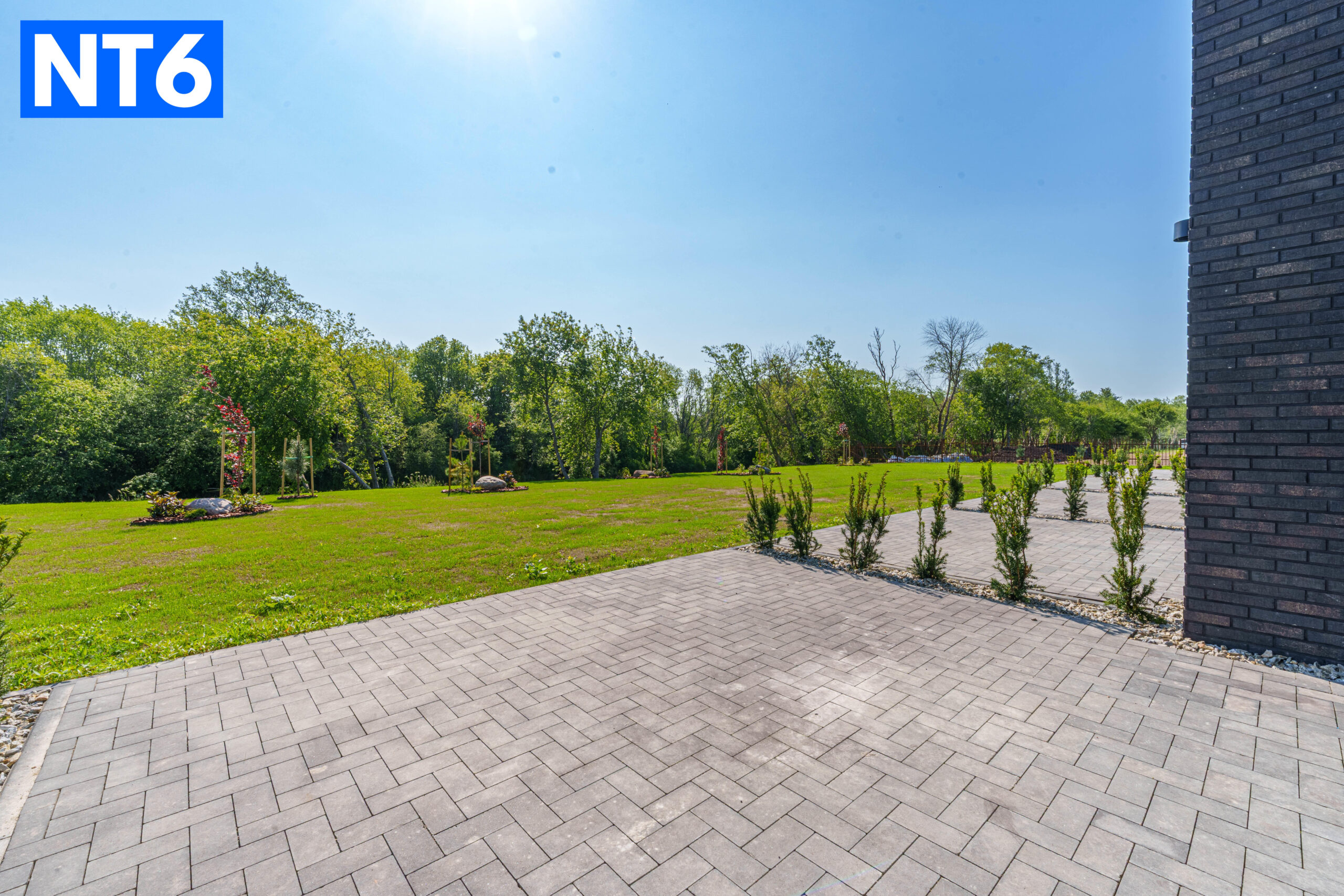 IŠSKIRTINIAI KOTEDŽAI ŠVENTOJOJE ŠALIA UPĖS