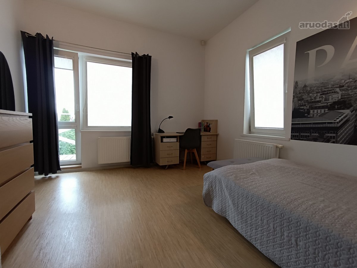 Parduodamas jaukus 4 kambarių mūrinis namas šalia miško Balsiuose (Vilnius)