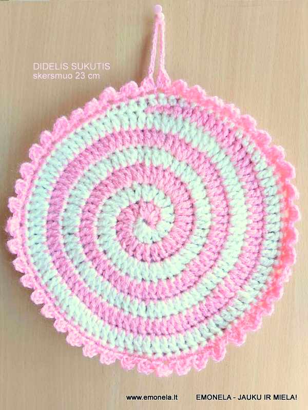 Puodkėlė – praktiška virtuvės dekoracija