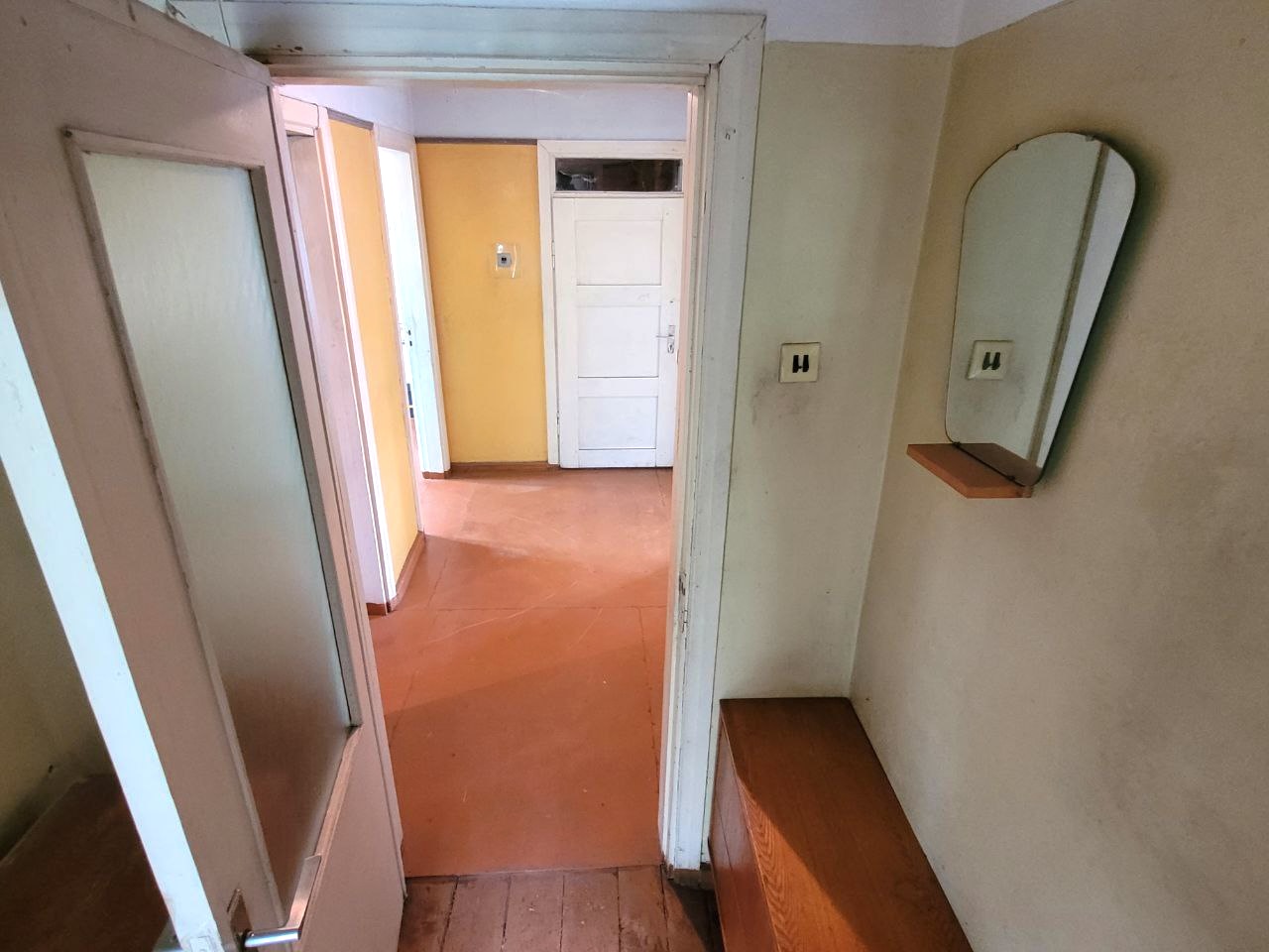 Parduodamas erdvus namas