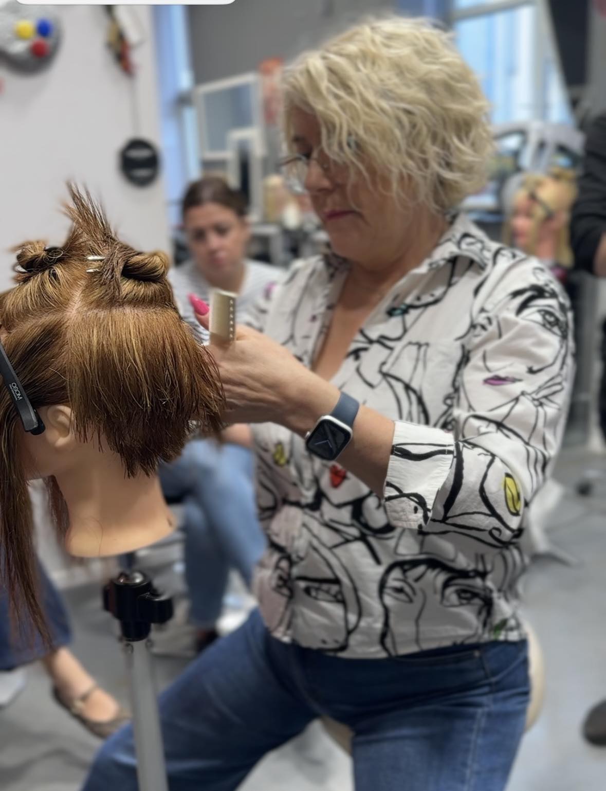 Plataus profilio kirpėjų kursai