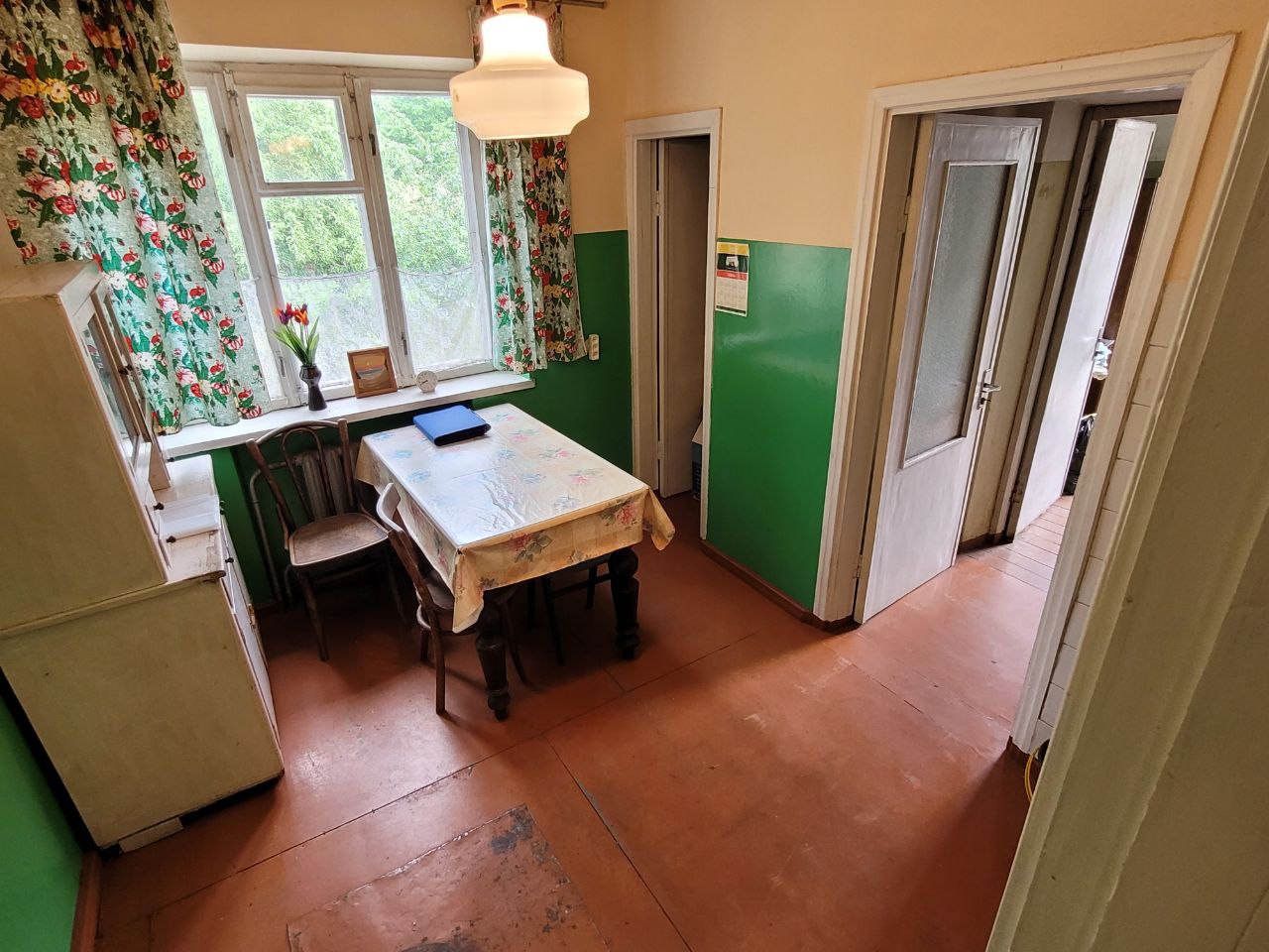 Parduodamas erdvus namas