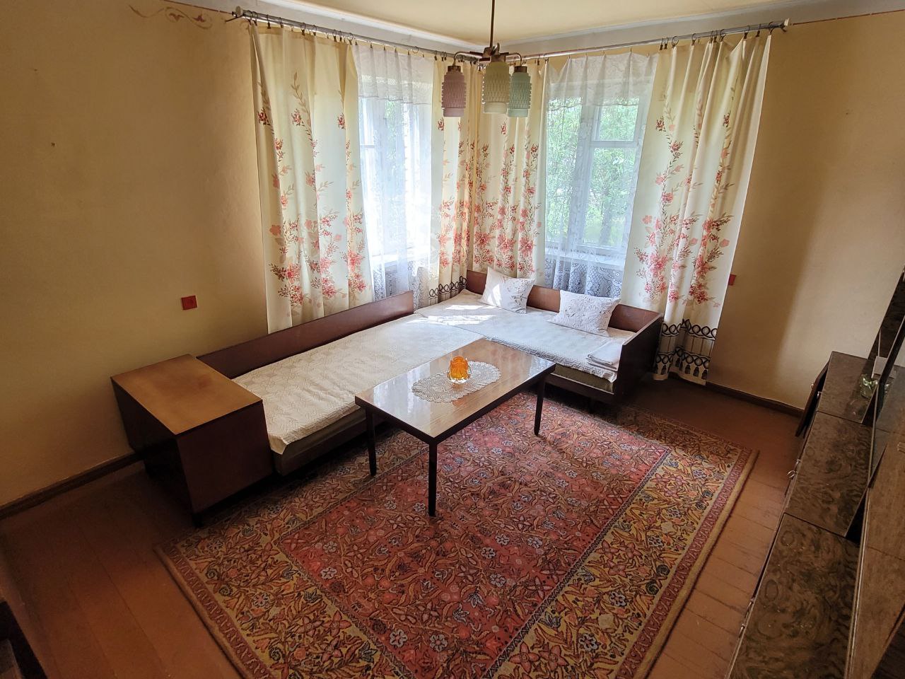 Parduodamas erdvus namas