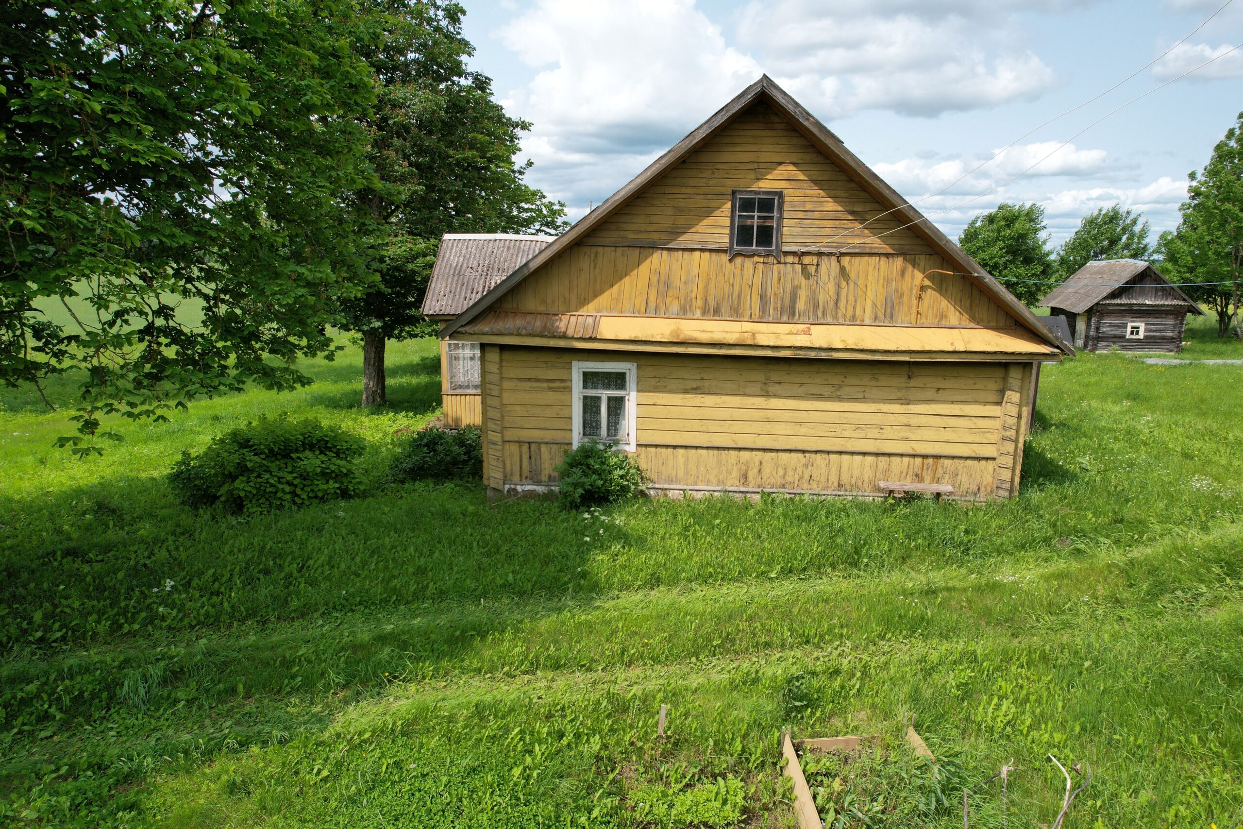 PARDUODAMA GRAŽI, TVARKINGA SODYBA