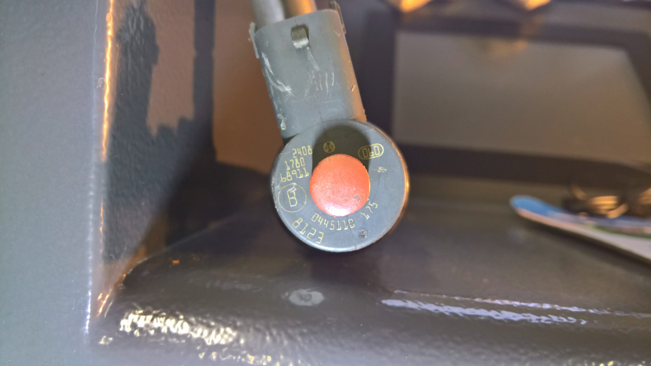 Kuro purkštukai Opel-Astra H 1.7d 74 kw. 0445110175